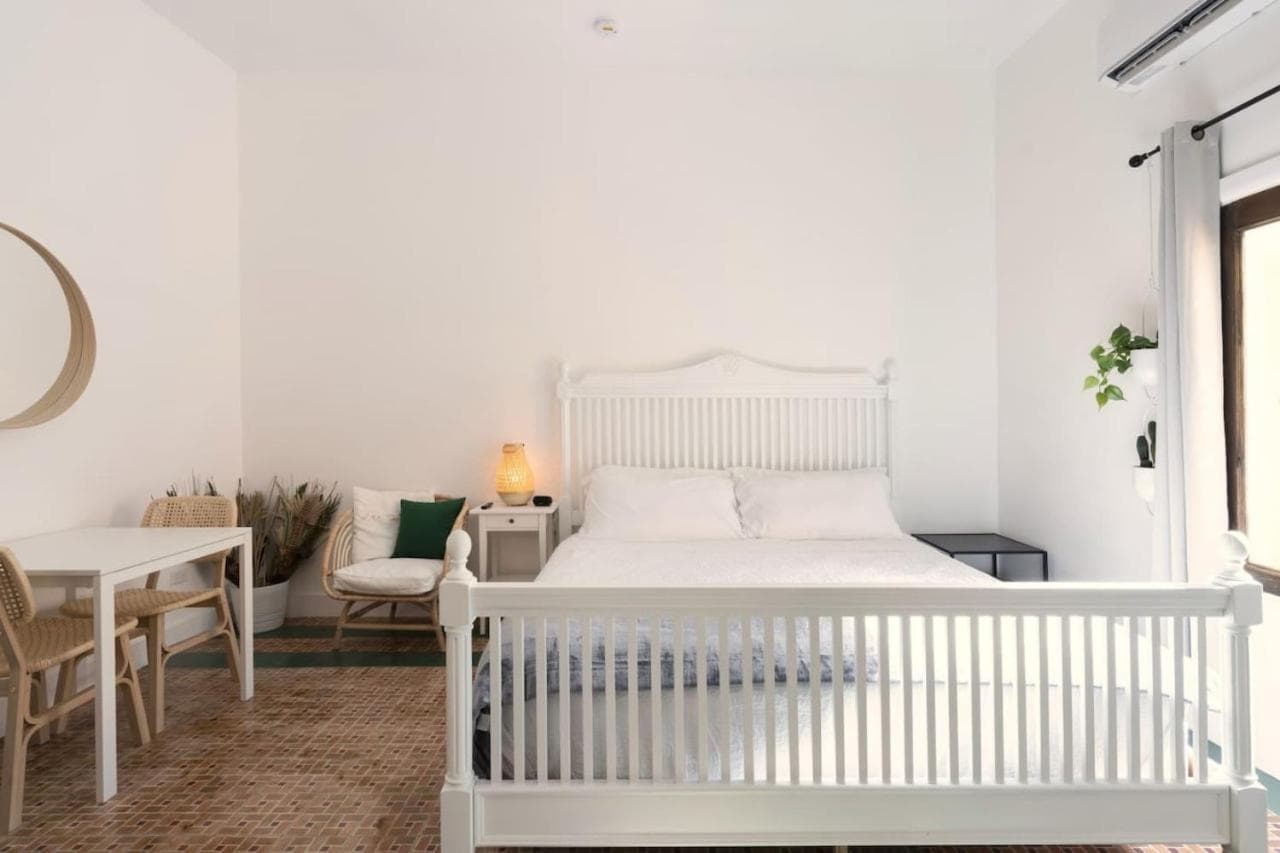 Maison Rouge - Room 4