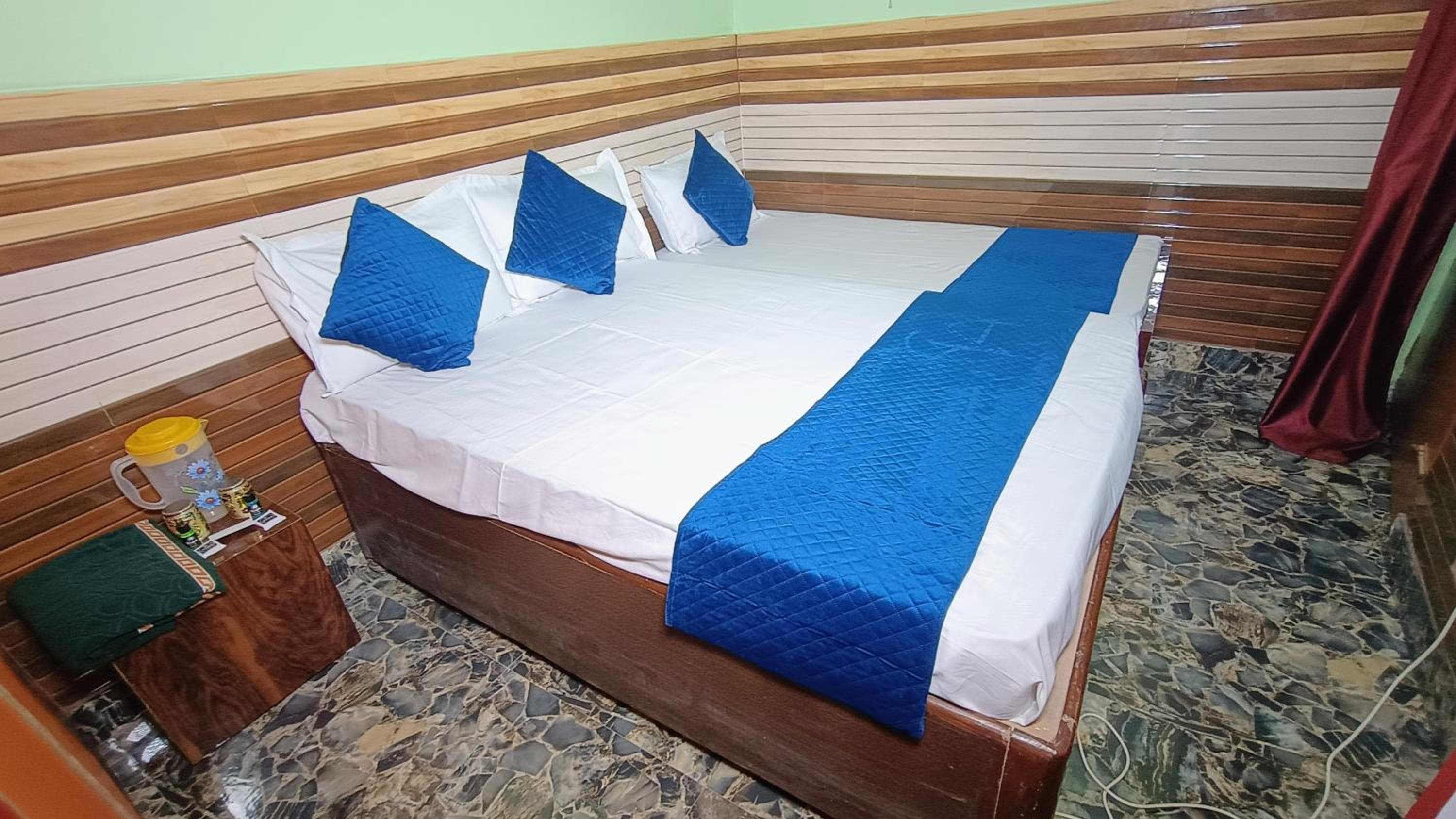 vaidehi homlee premium stay, 3kms from Shri Ram janmbhoomi, Ayodhya