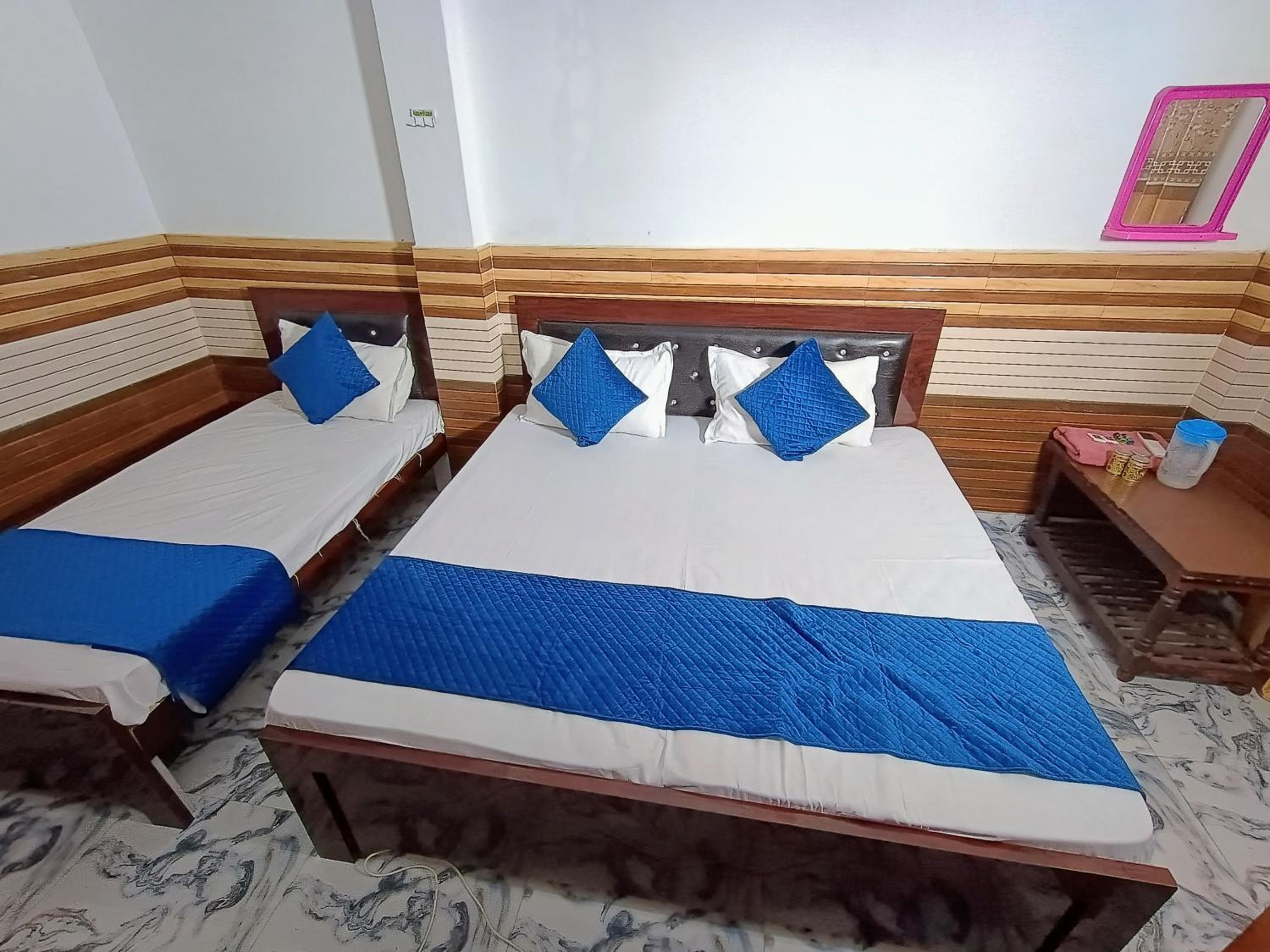 vaidehi homlee premium stay, 3kms from Shri Ram janmbhoomi, Ayodhya