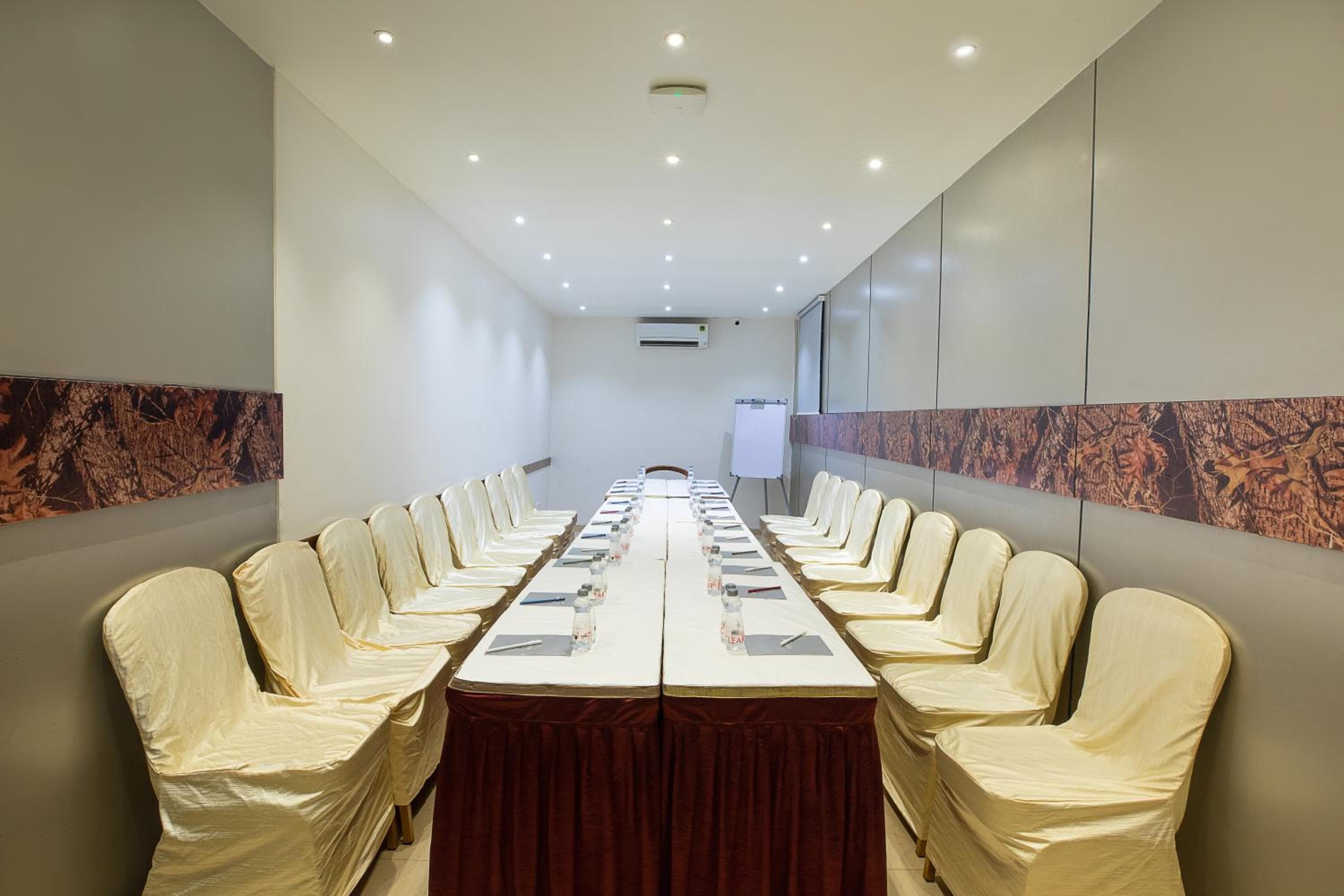 meeting & event spaces