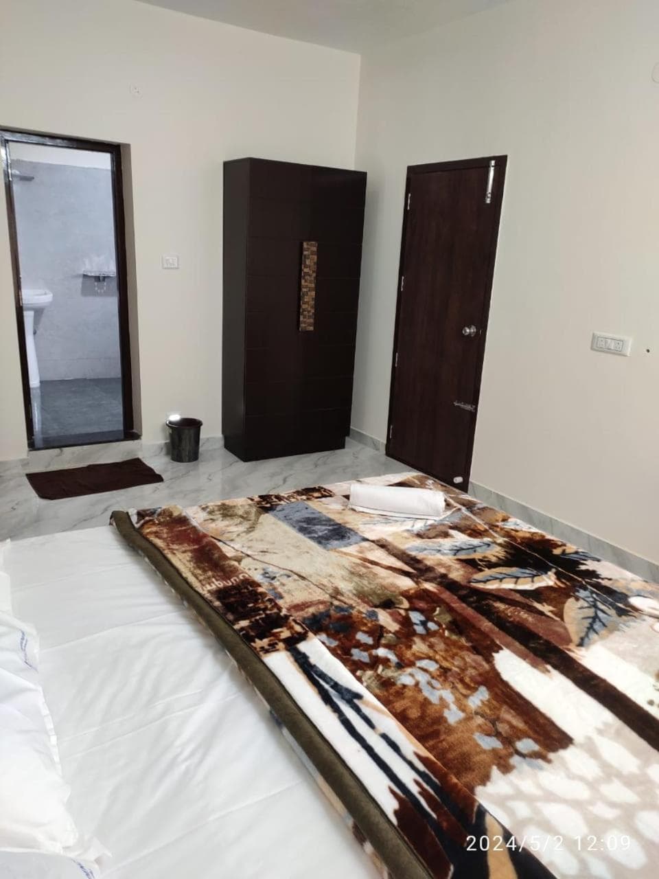 O 2 -Residency 5 BHK -Yogi Cottage