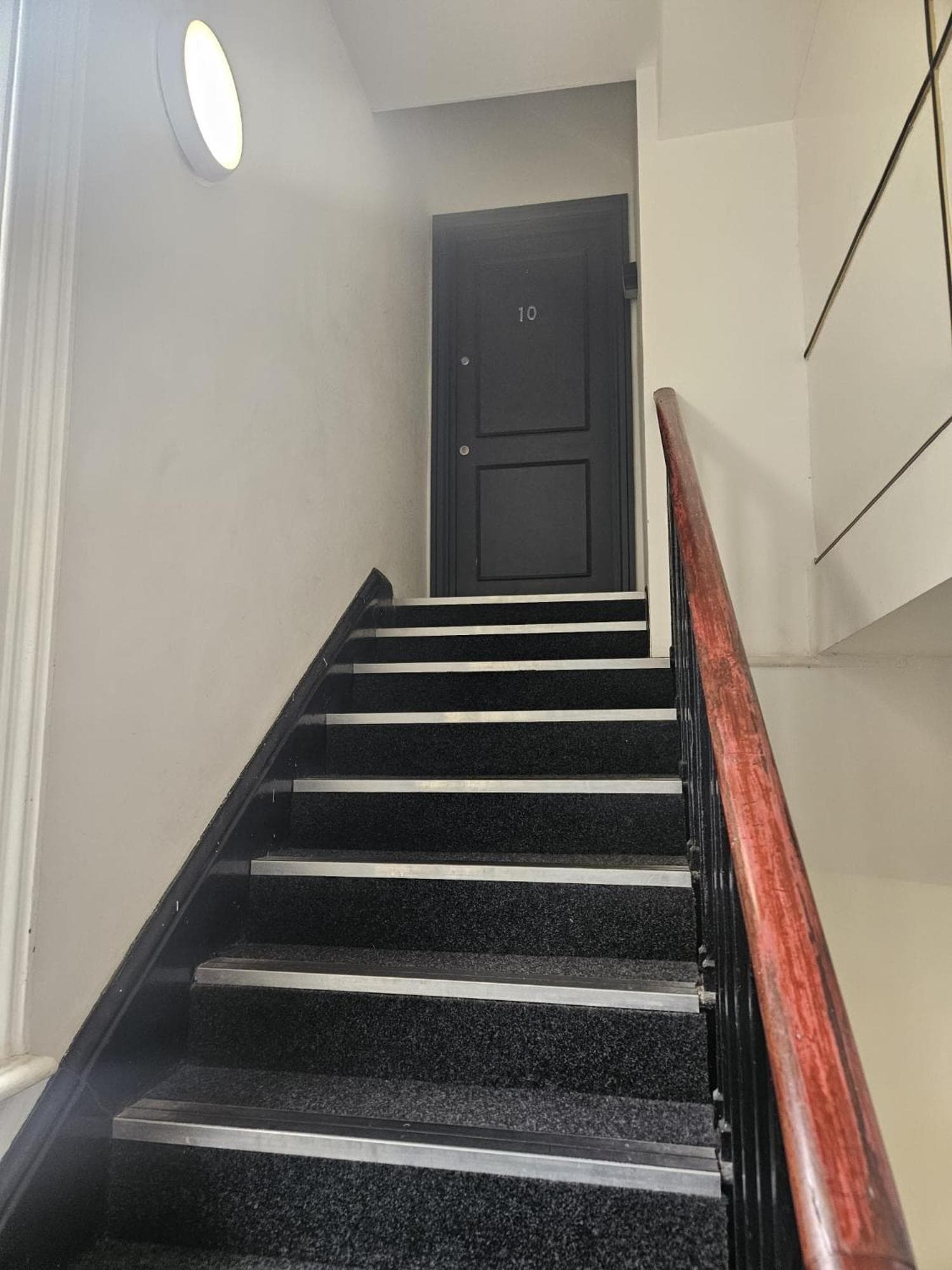 2 Bedroom City Centre Penthouse Loft Apartment