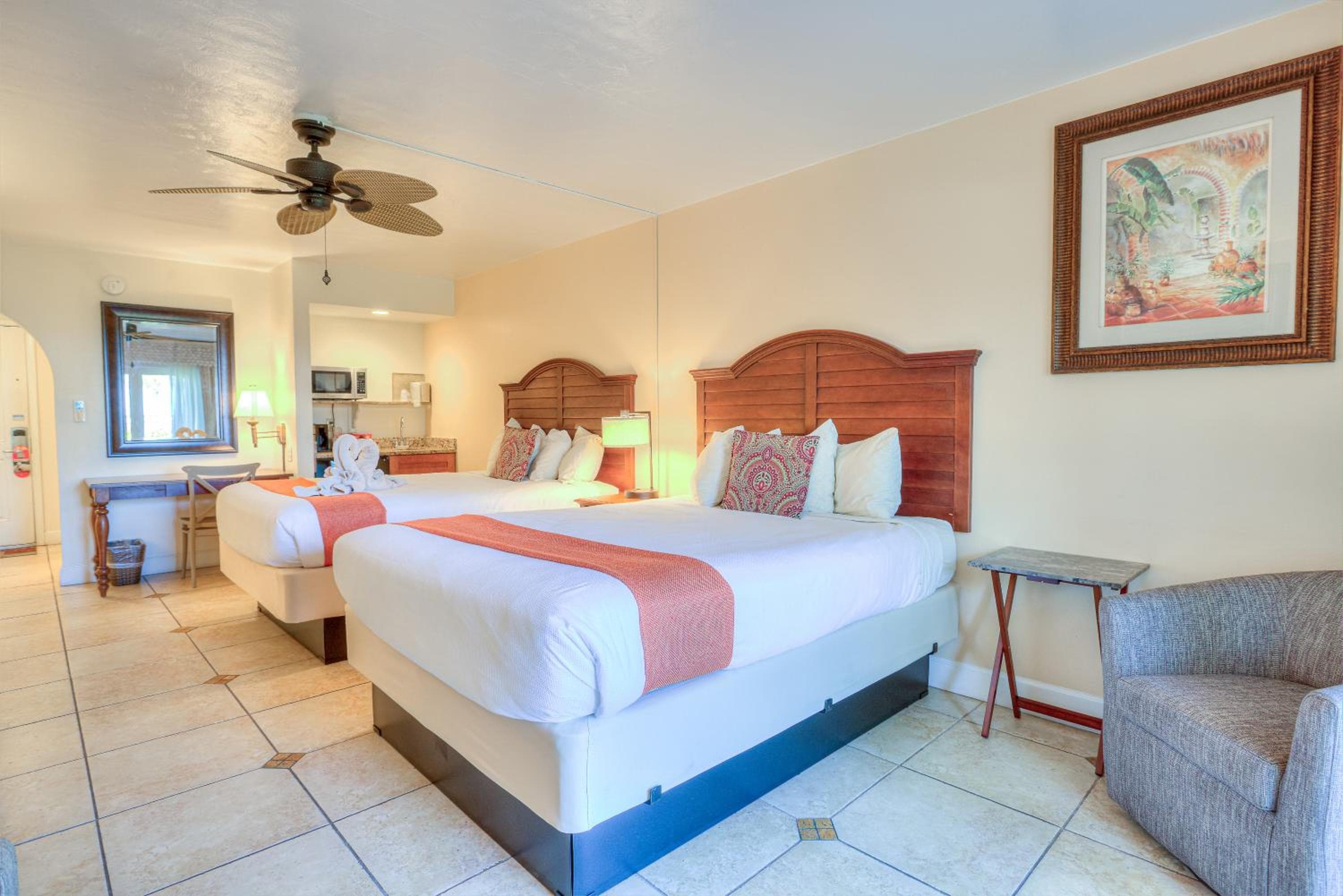 La Fiesta Ocean Inn & Suites