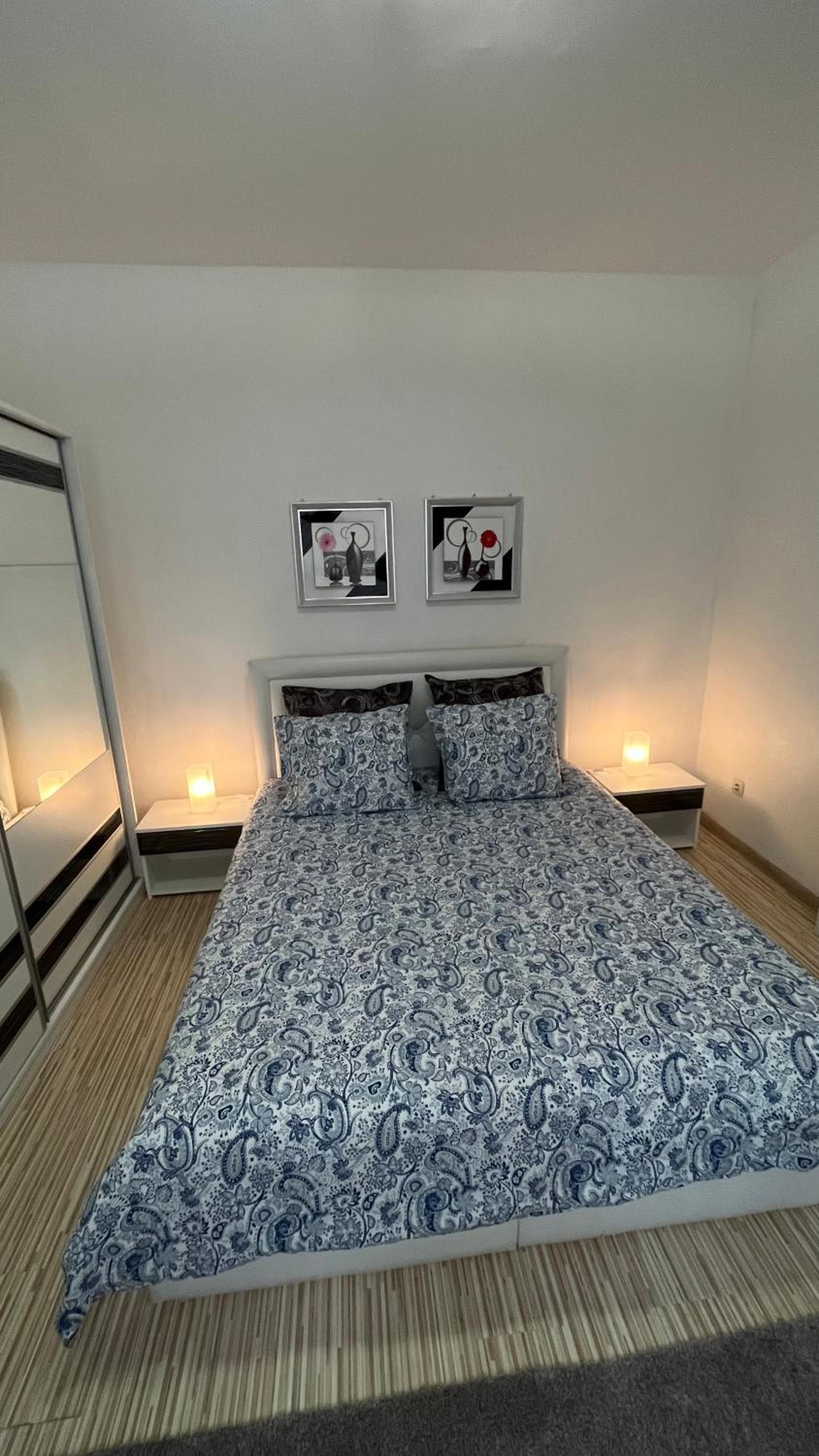 Two bedroom flat - Hyper Center Brussels