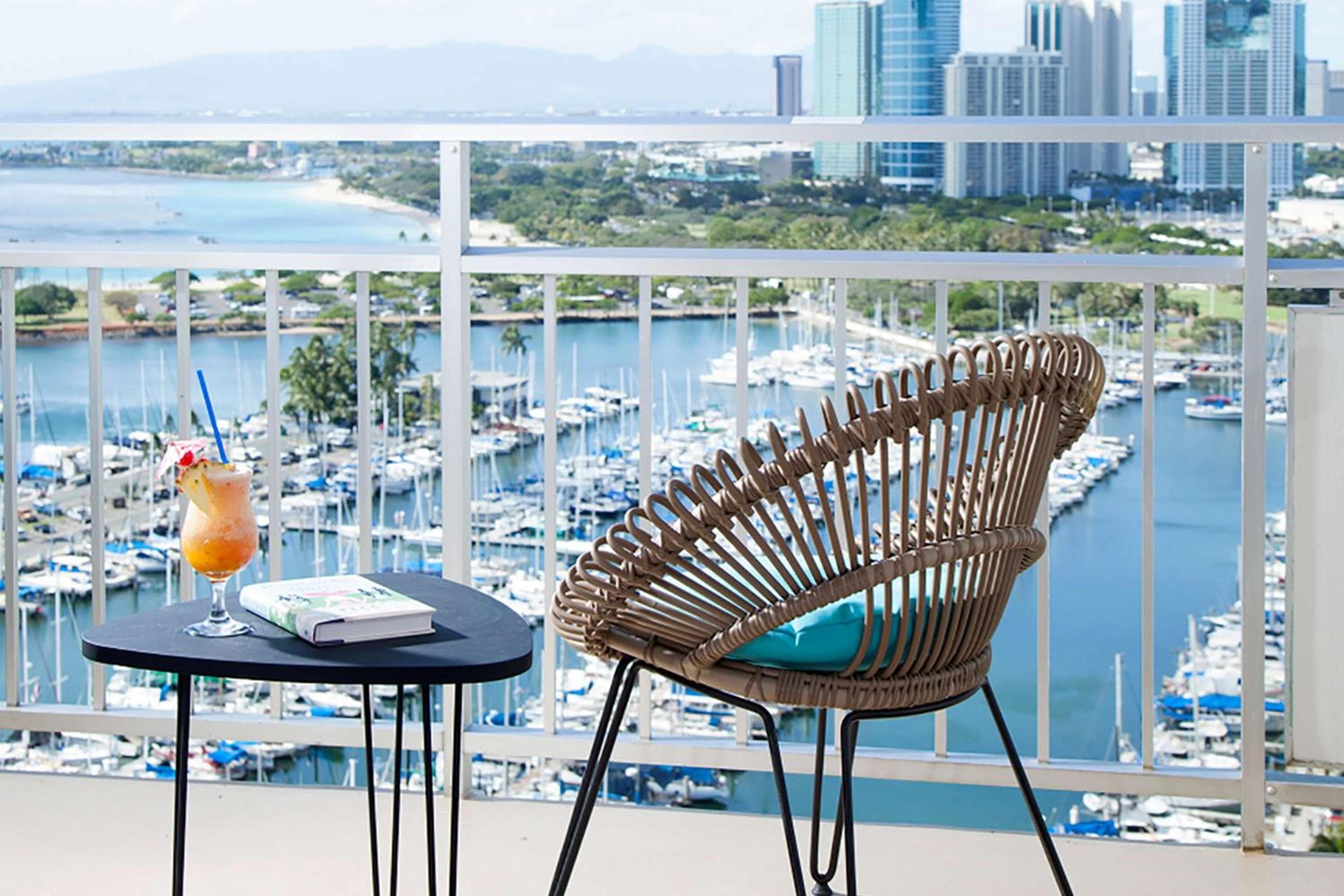 Ilikai Hotel & Luxury Suites