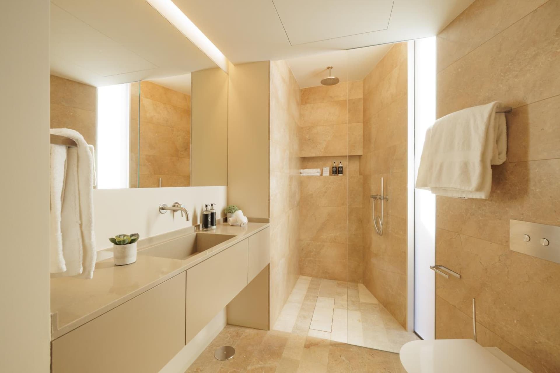Palmares Signature Apartments