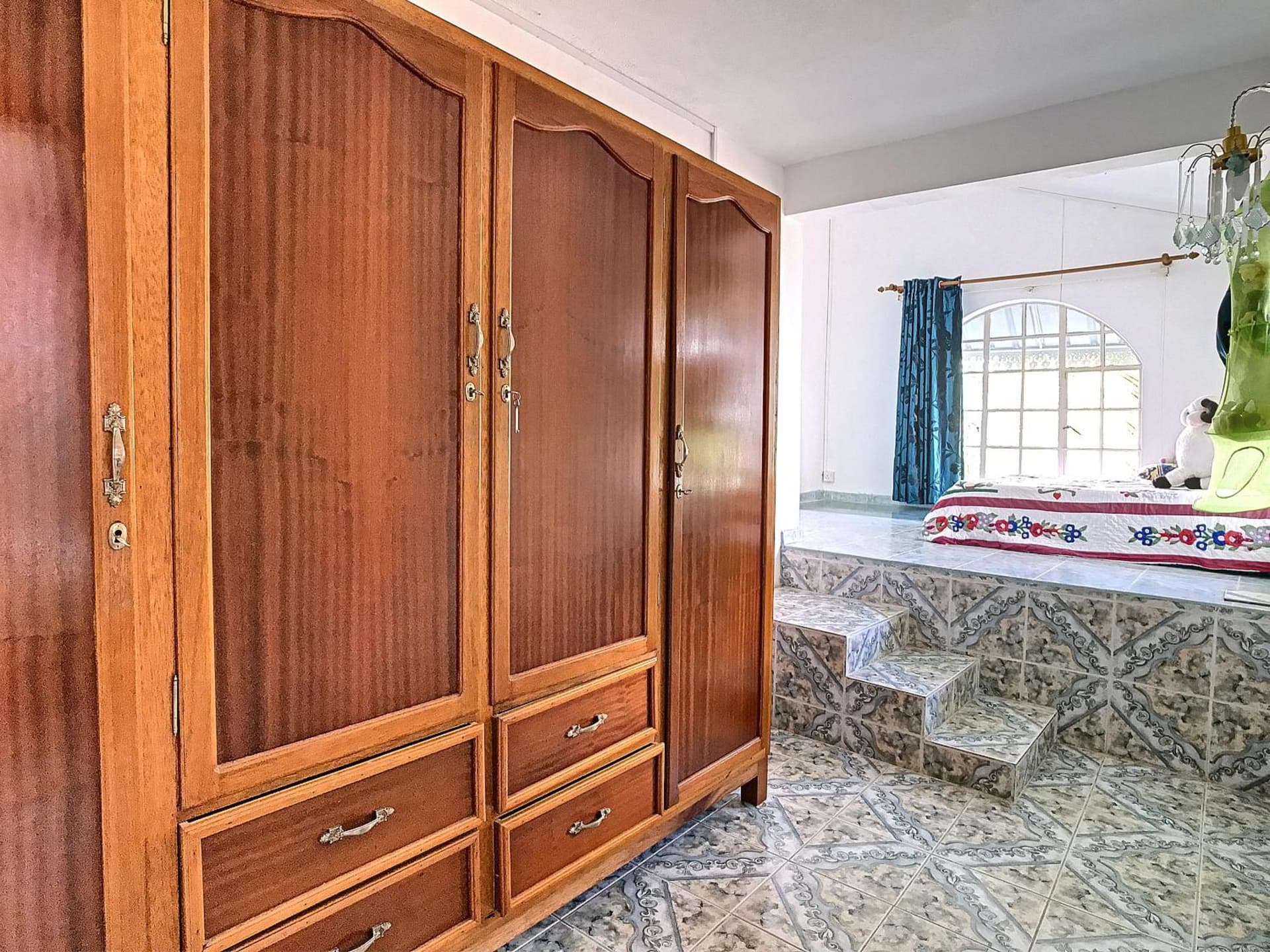 Elegant Flat in Calodyne with Garden View 150 m²