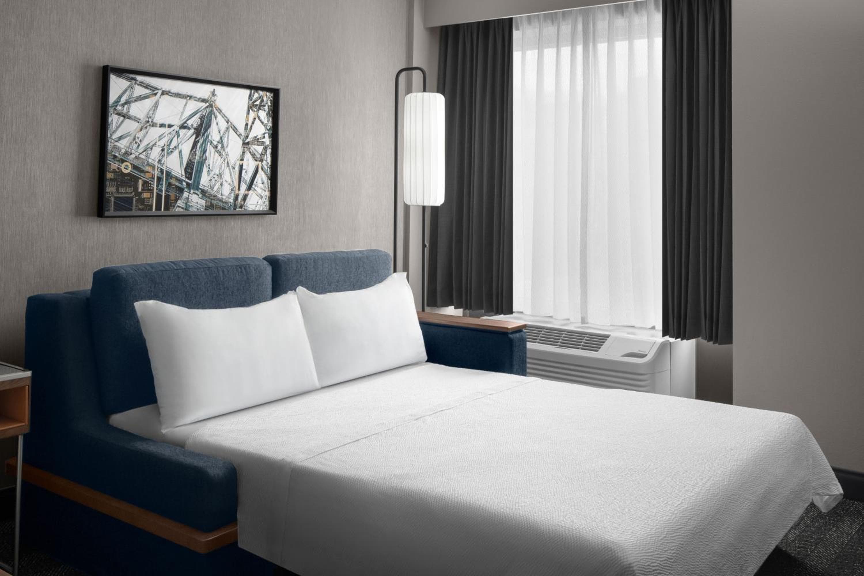 Courtyard by Marriott Pittsburgh University Center