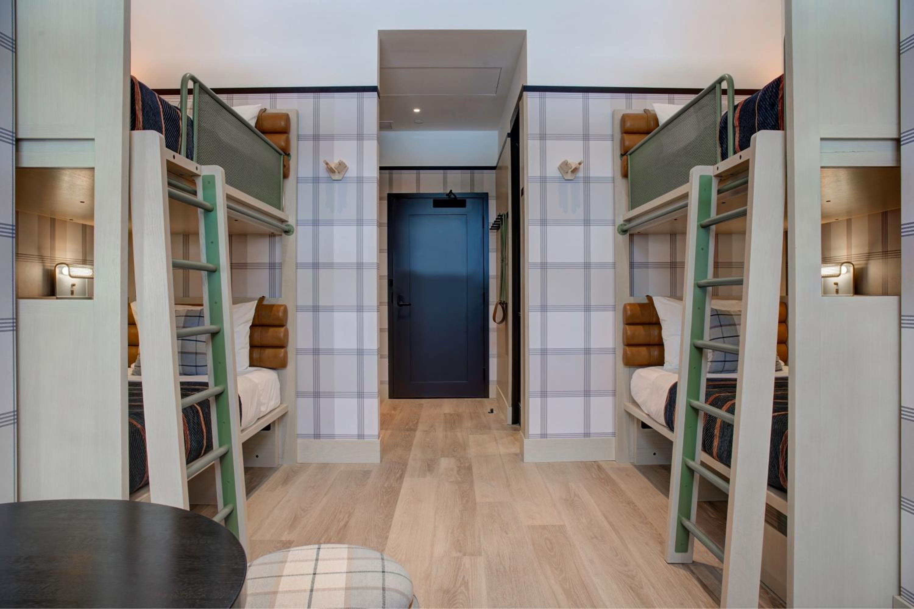 Moxy Banff