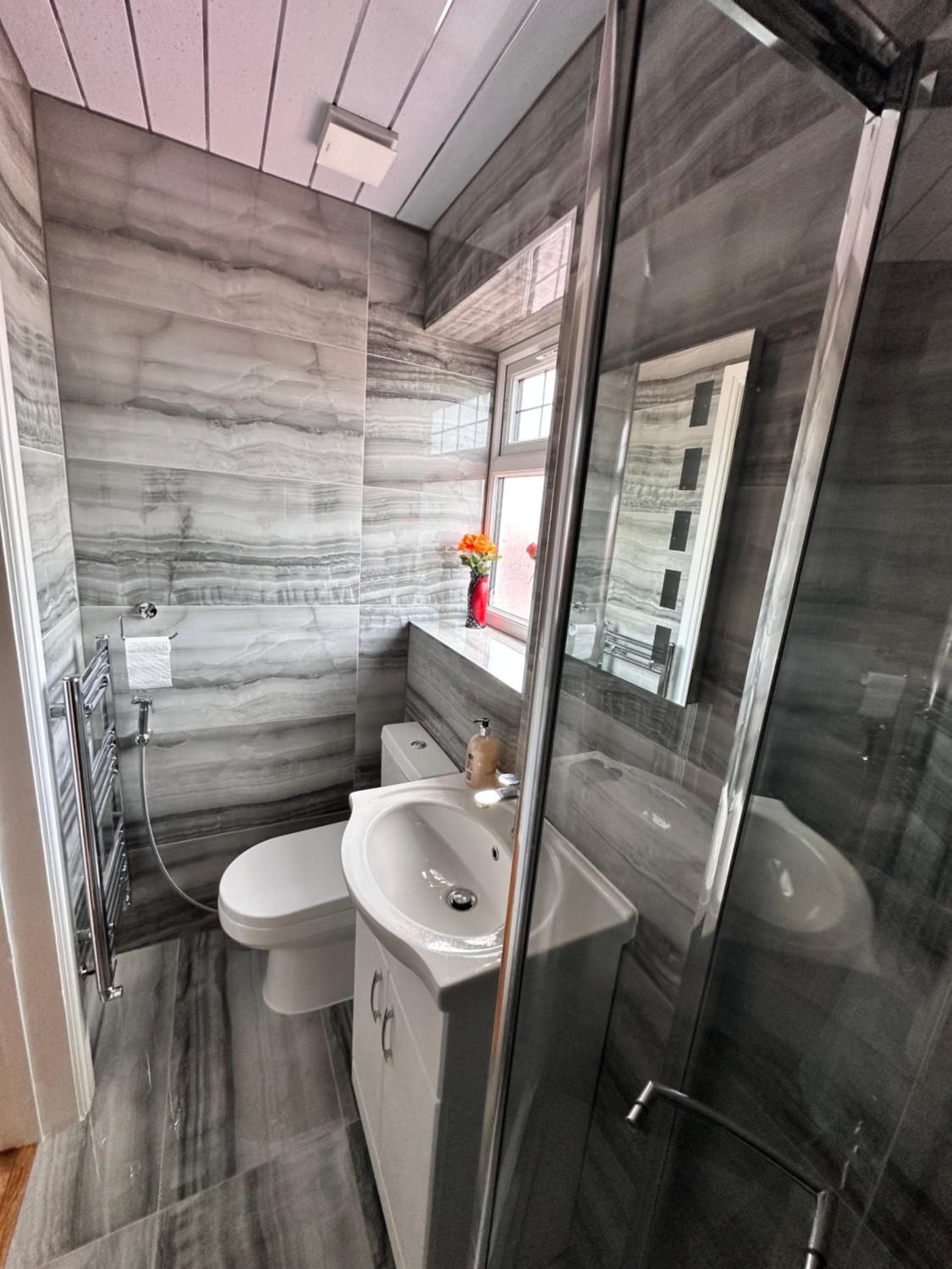 Room with Private Shower Facility