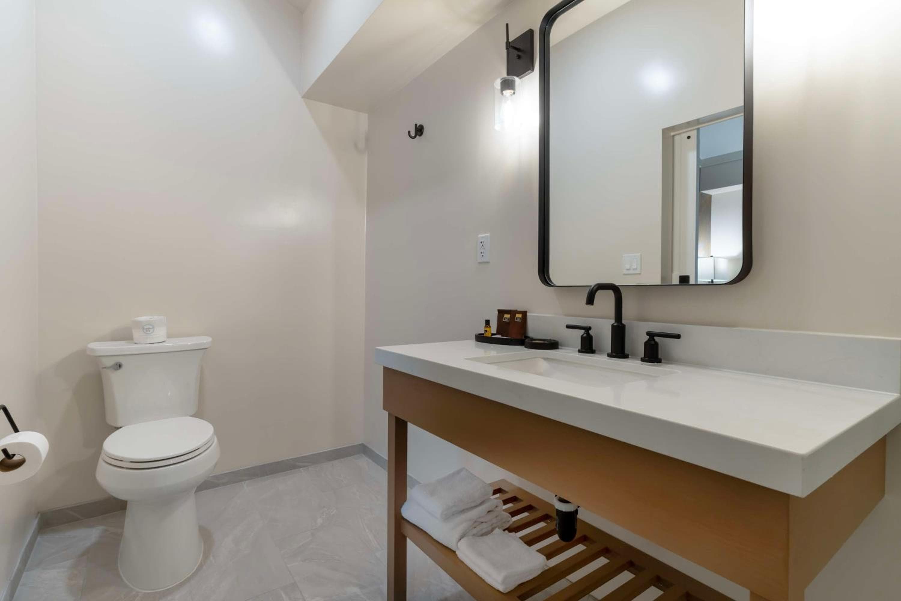 Best Western Plus Inn at the Vines
