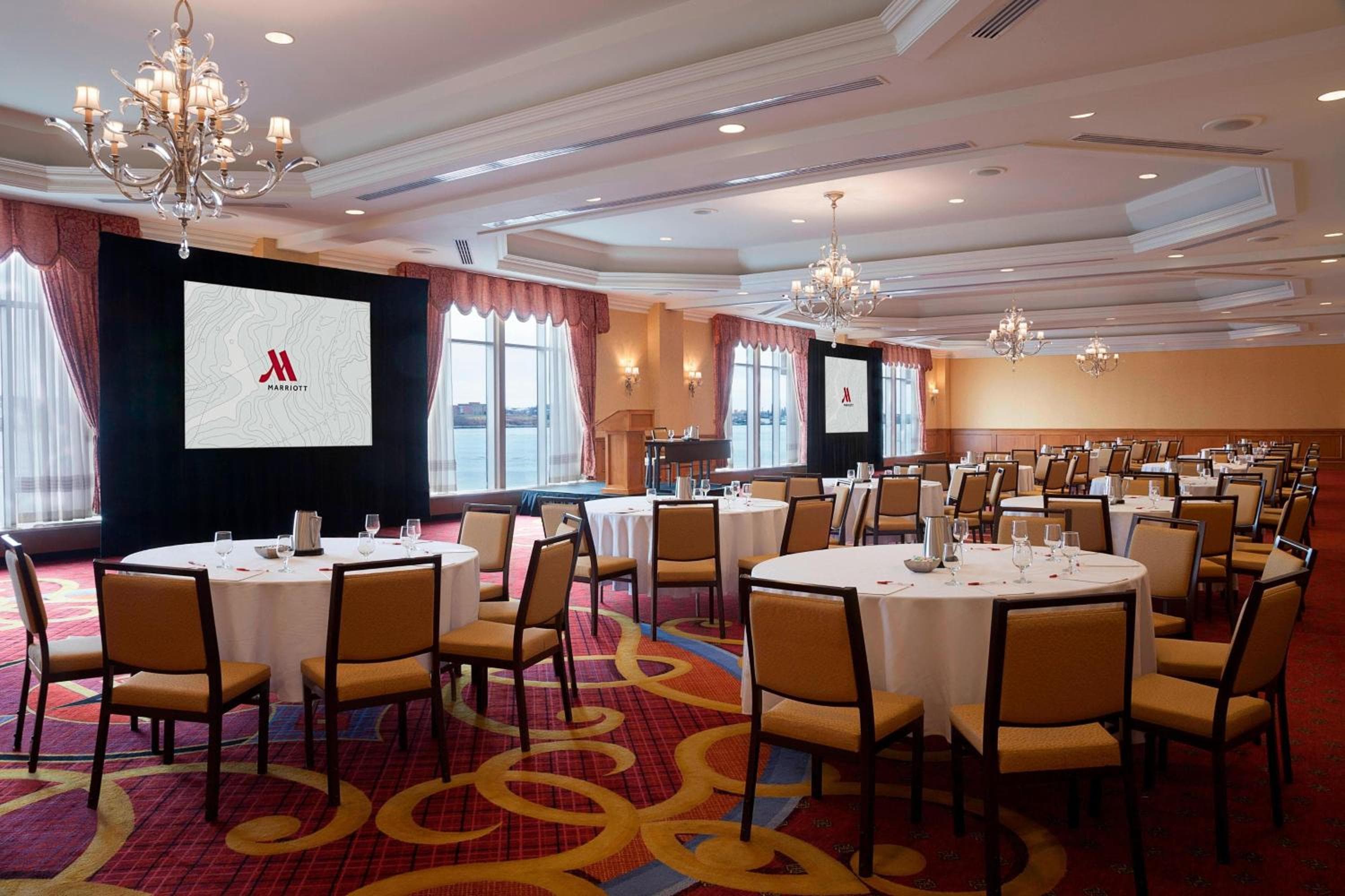 Halifax Marriott Harbourfront Hotel