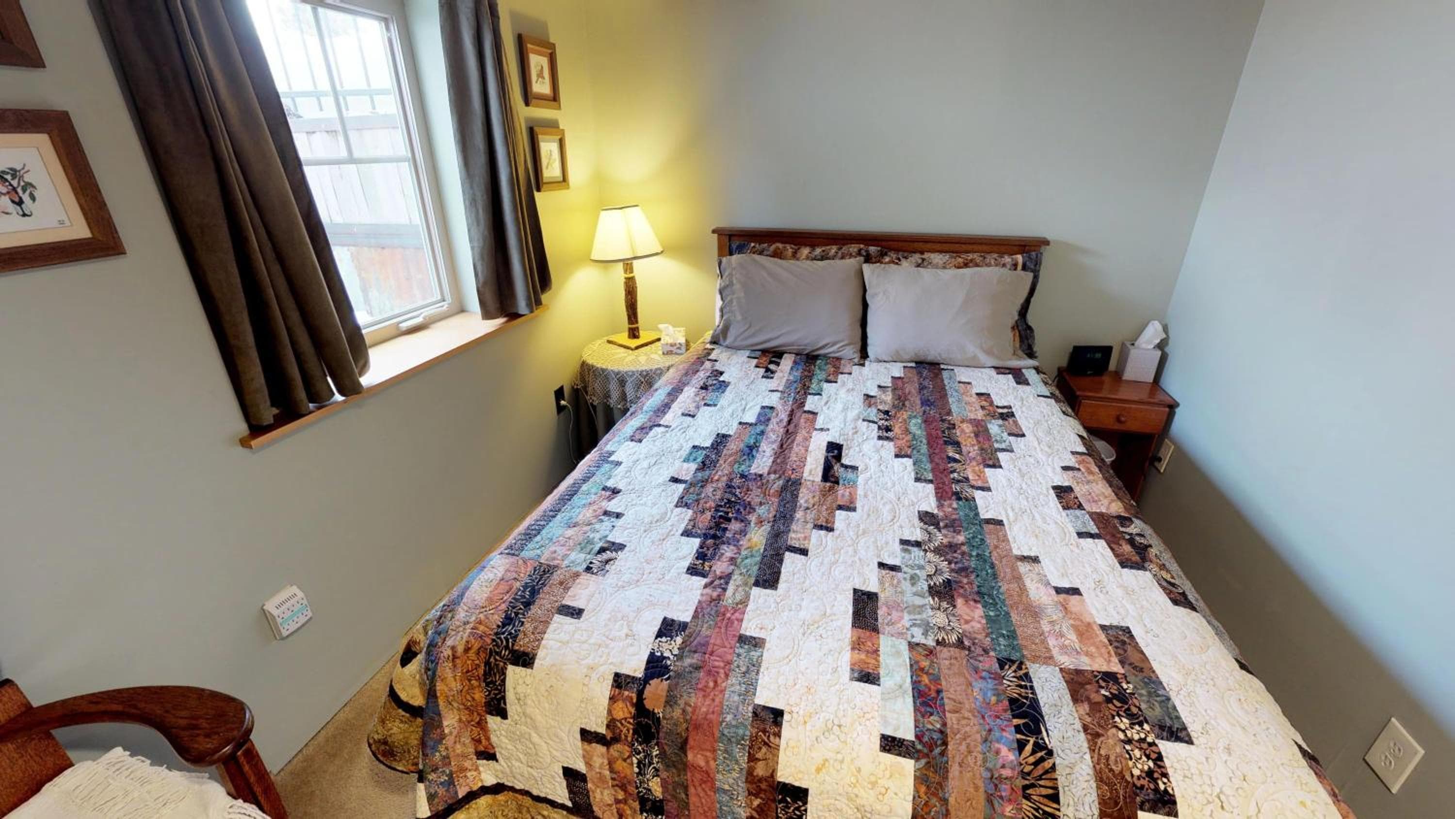 Cozy, Well Equipped House 4 Blocks From Downtown