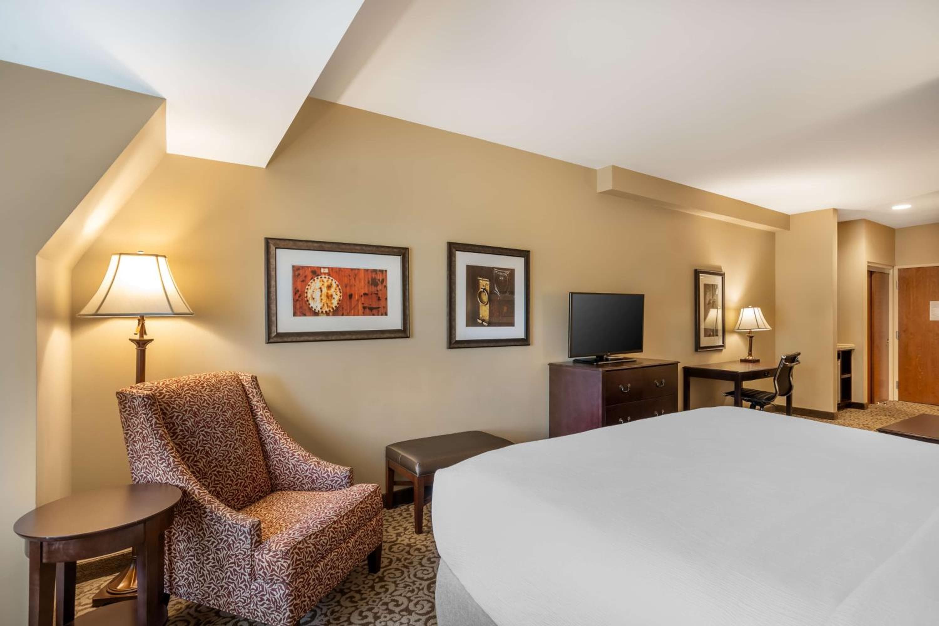 Best Western Plus Intercourse Village Inn