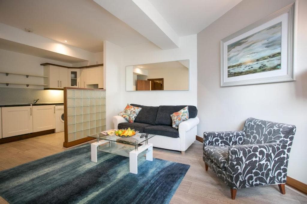Parnell Boulevard Apartments