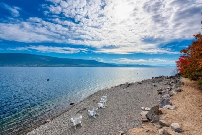La Casa Lakeside Resort - Amazing Panoramic View Lakeside House with Pools, Hot Tubs & More!