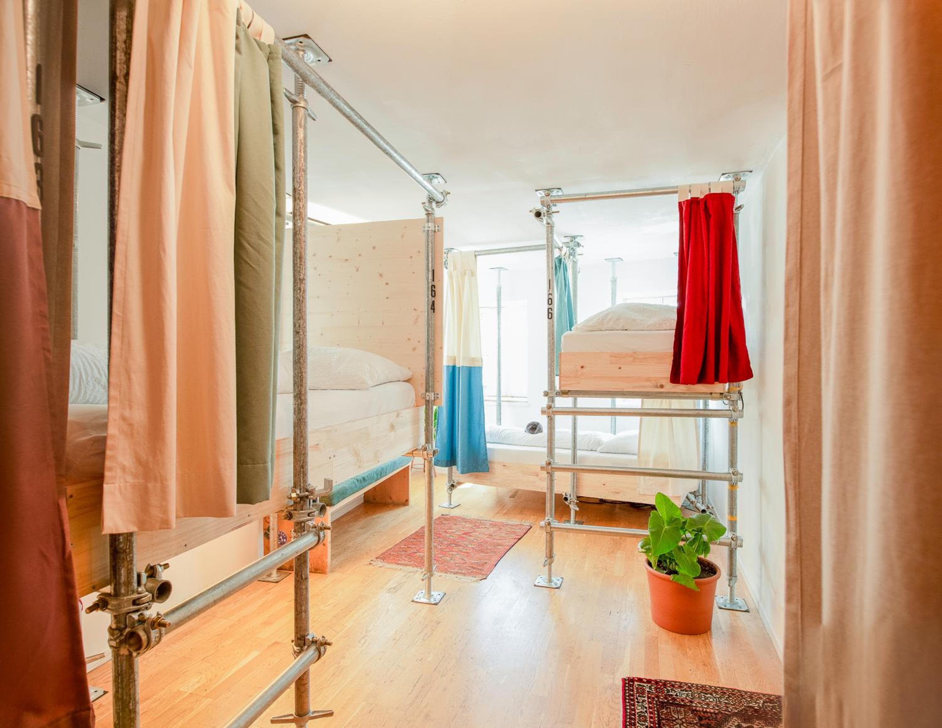 Montagu Hostel & Bar