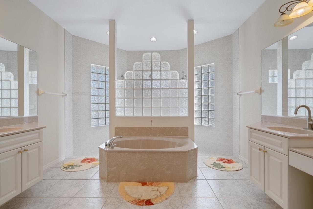 Mins To Florida White Sand Beach Villa Heated Pool