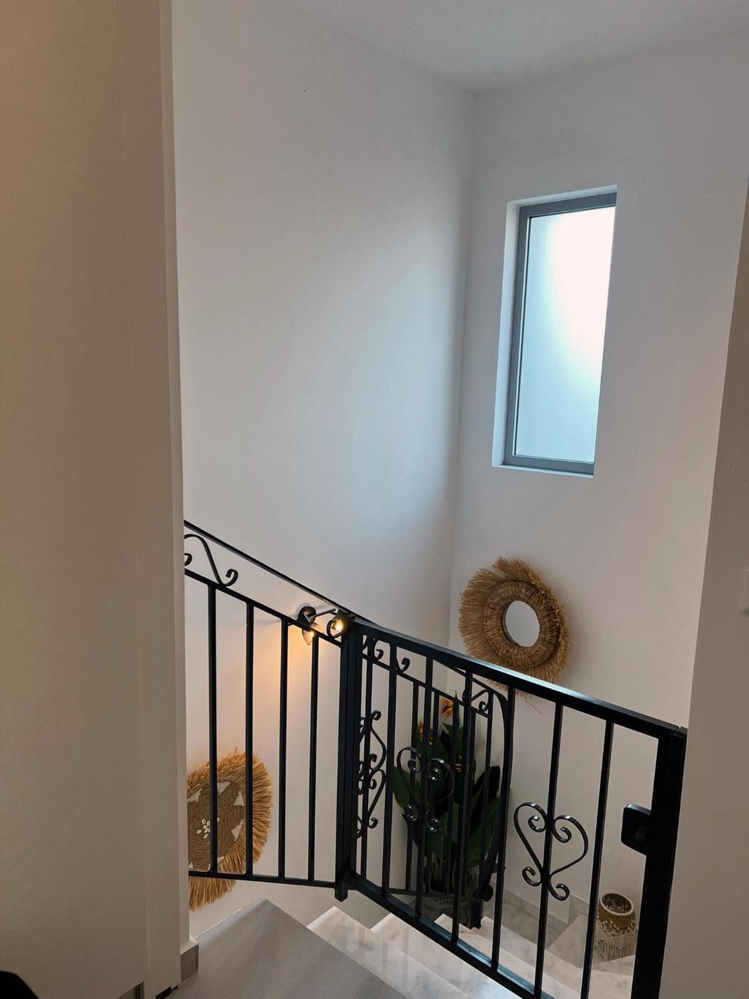ARYVE Townhouse Rhodos mit Akropolis- und Meerblick sowie Jacuzzi und tollen Sonnenterrassen und Garten