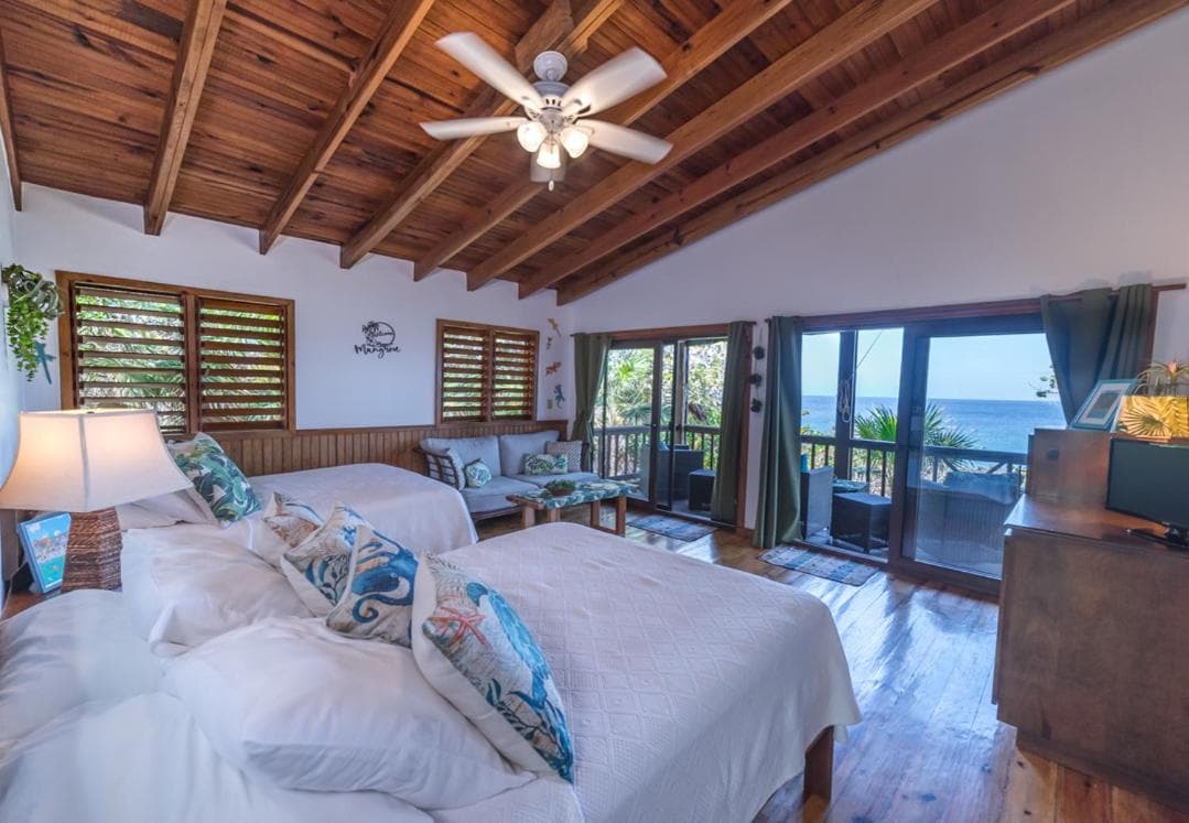Cocolobo Resort
