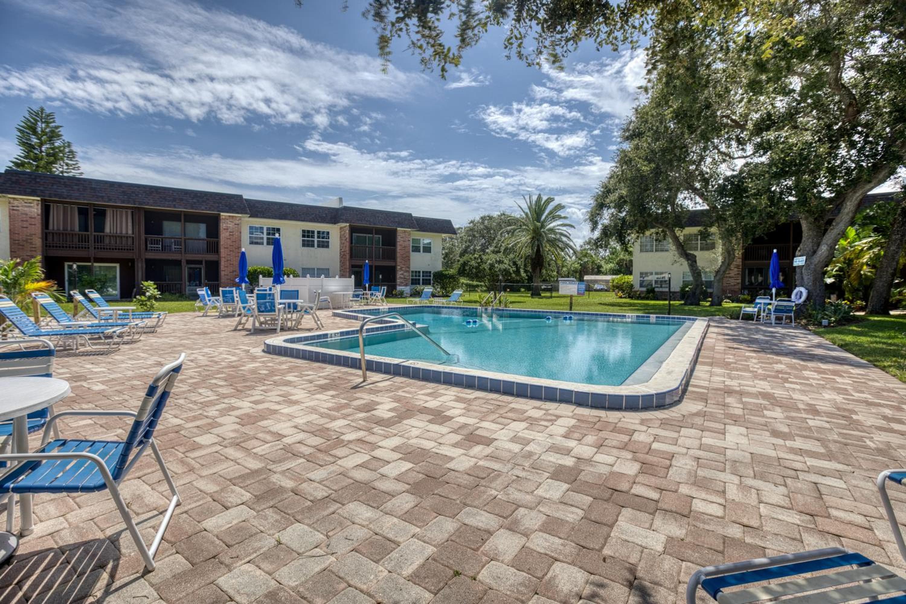 New Rental Quiet Tropical Oasis with Pool View - Coronado Cove