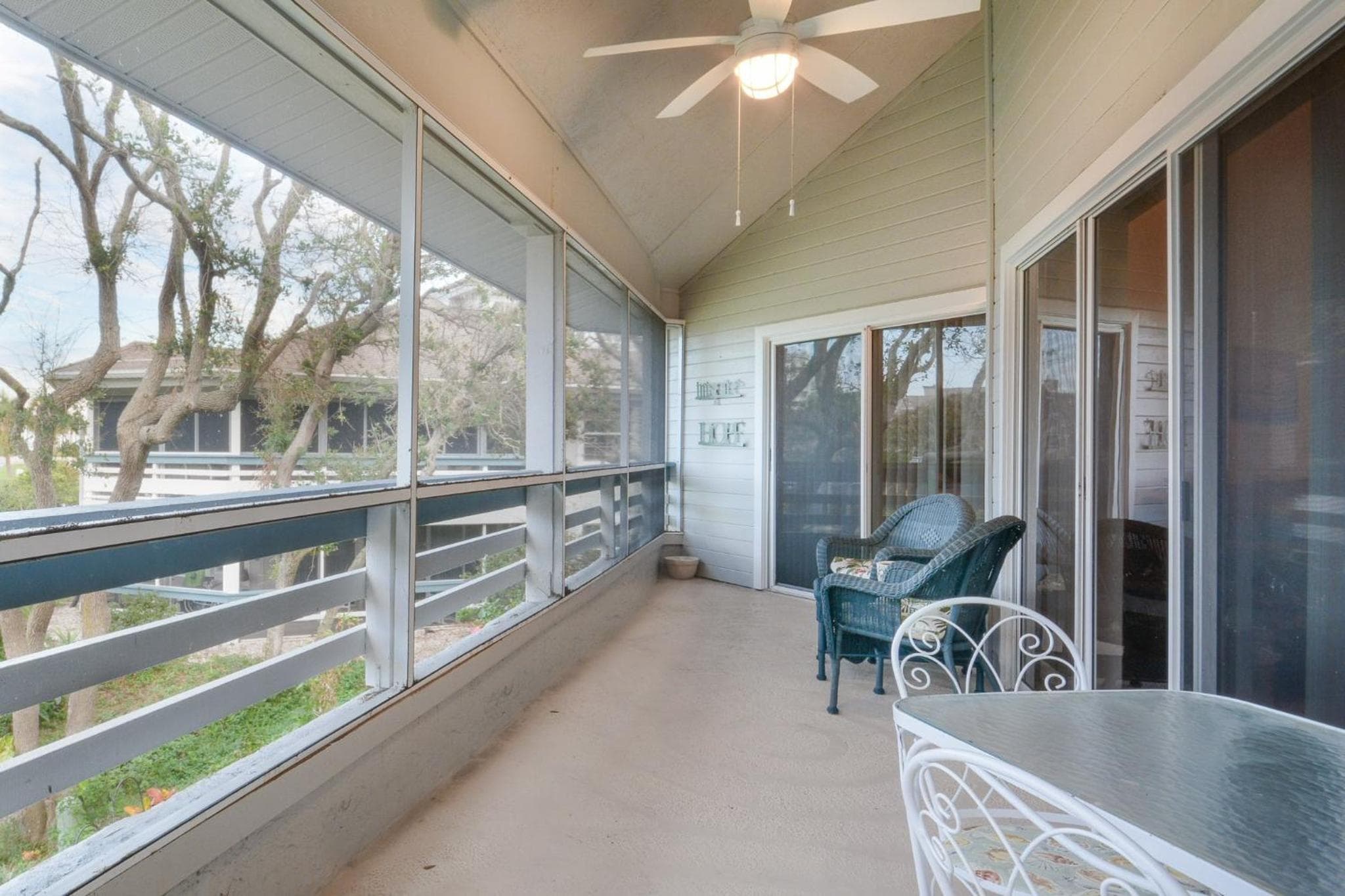 Updated Open Sea Woods Veranda. Walking Distance to Beach - SV227