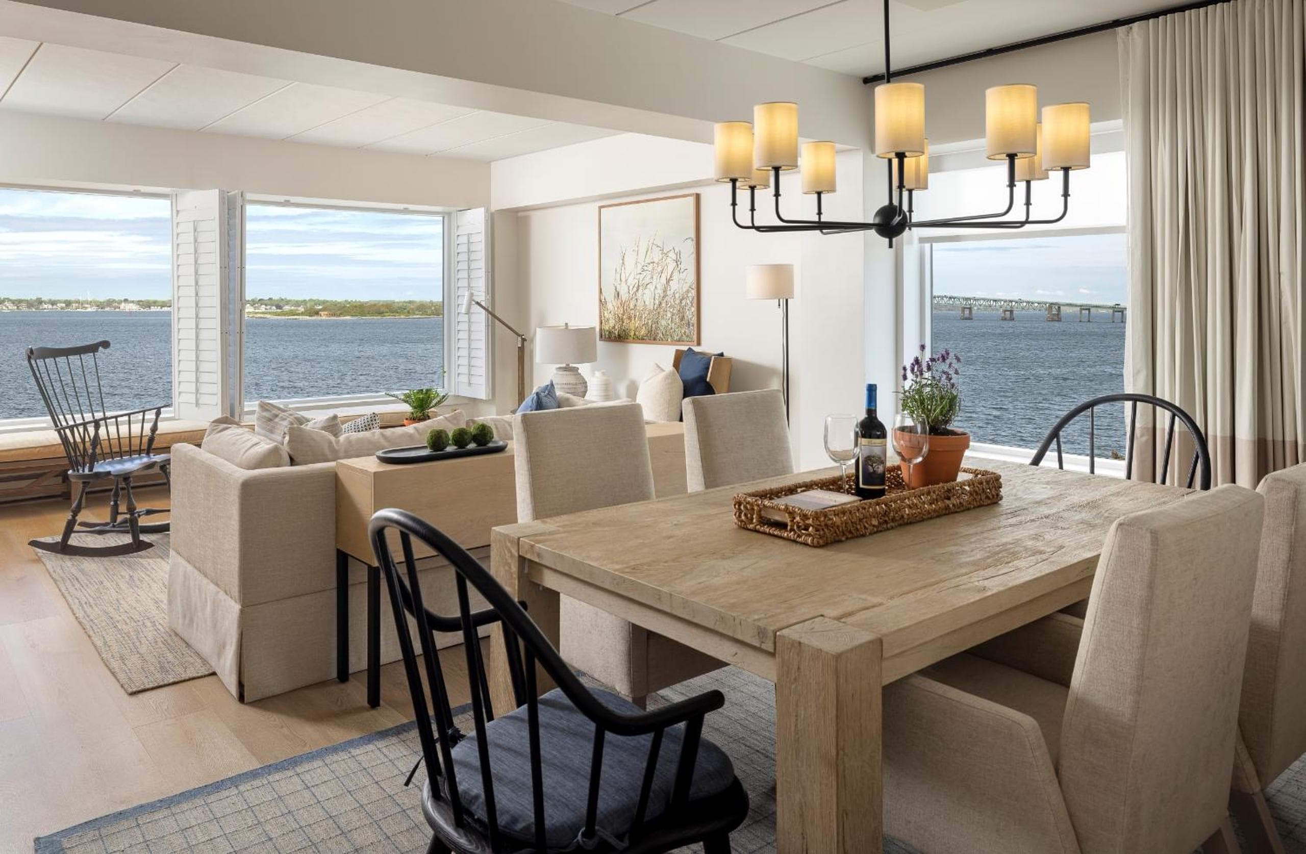 Newport Harbor Island Resort