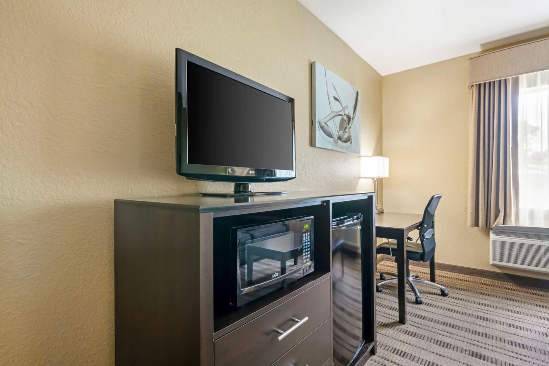 Best Western Edgewater Inn