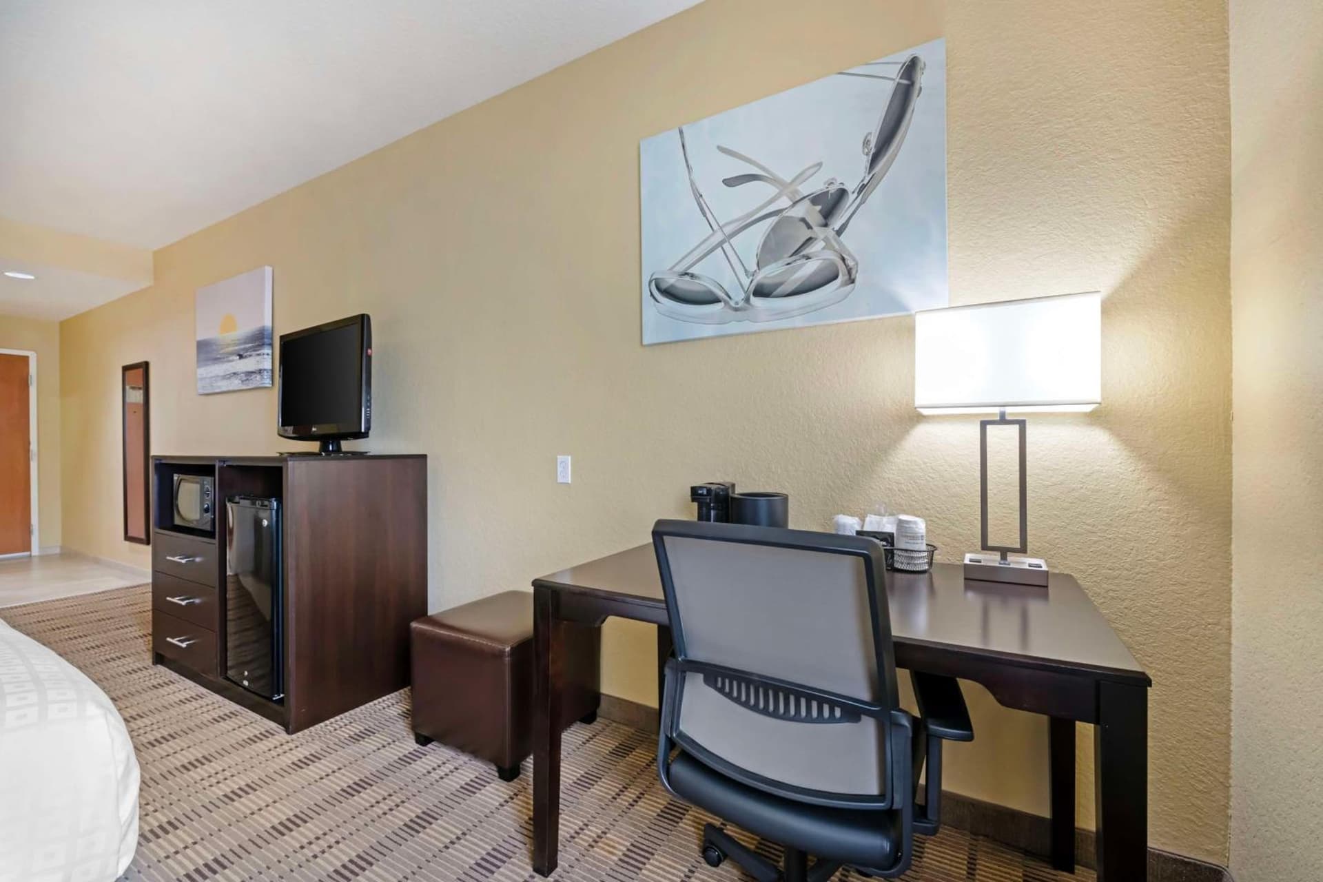 Best Western Edgewater Inn