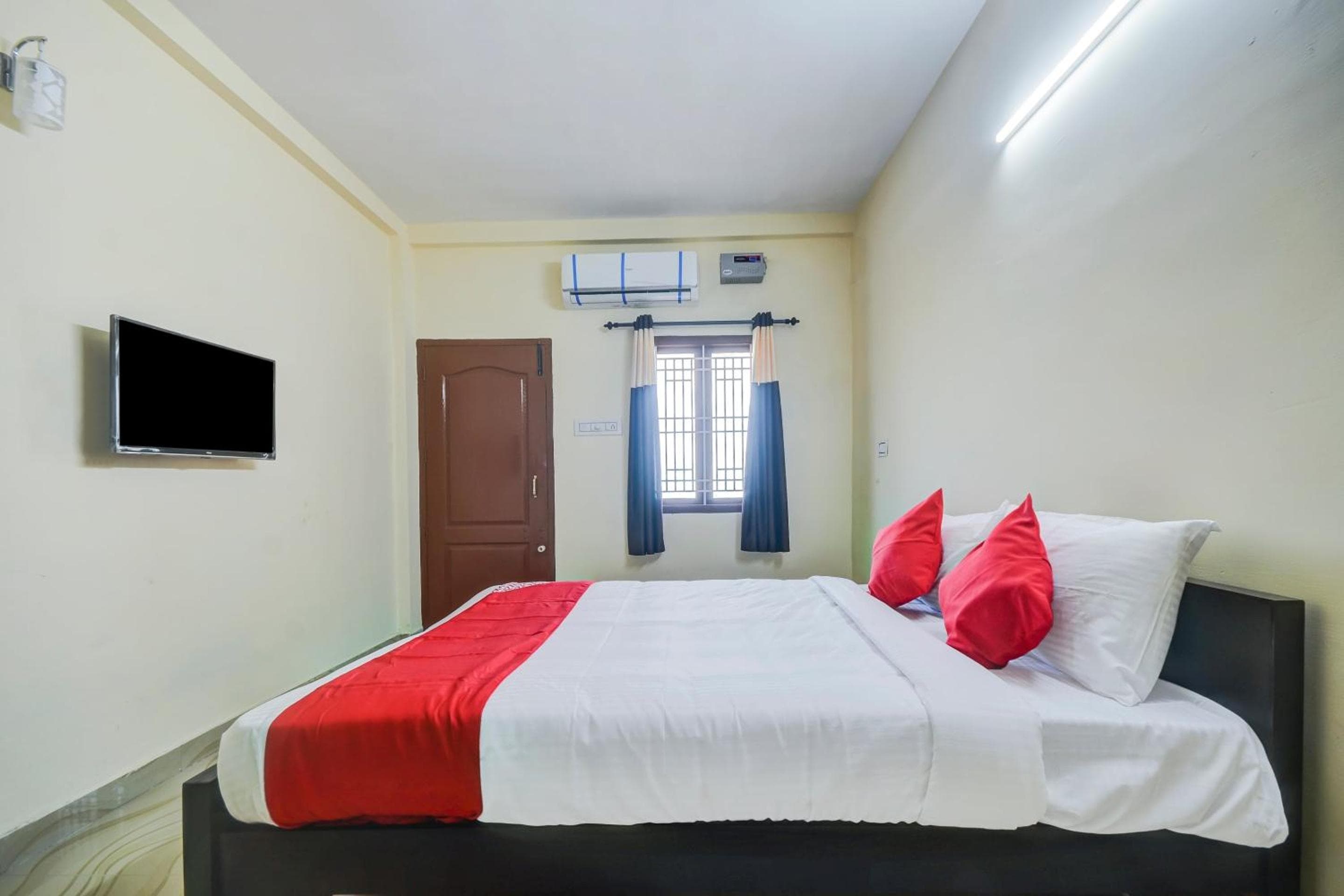 Hotel O Aruthraa Residency