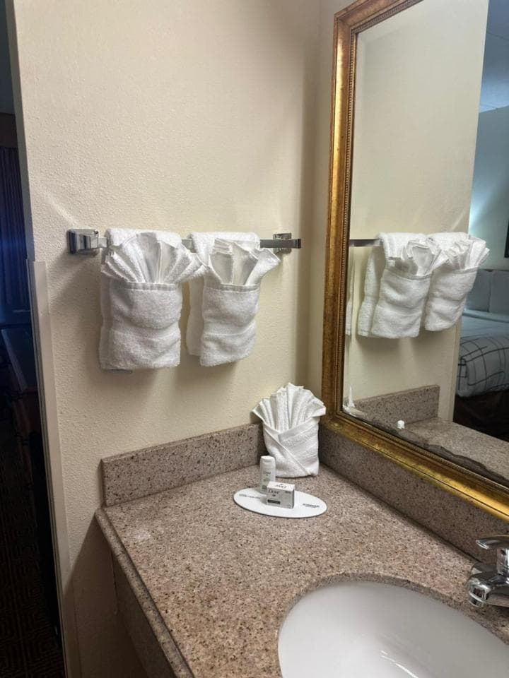 La Quinta Inn & Suites by Wyndham Sawgrass