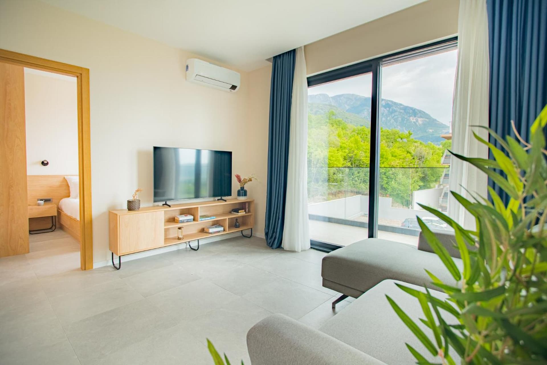 Royal Blue Resort & Residences