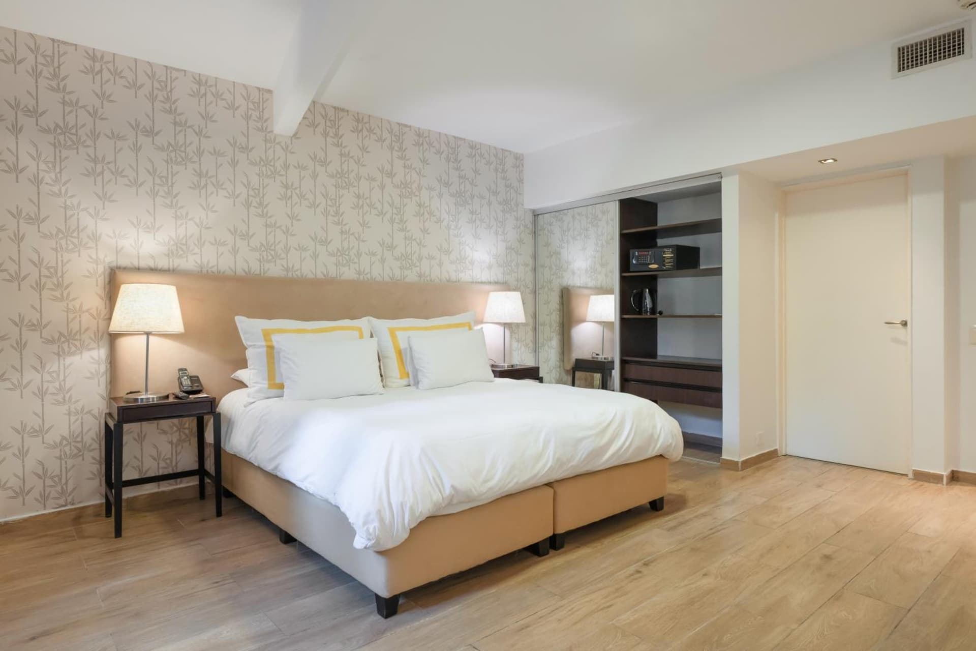 hotel room