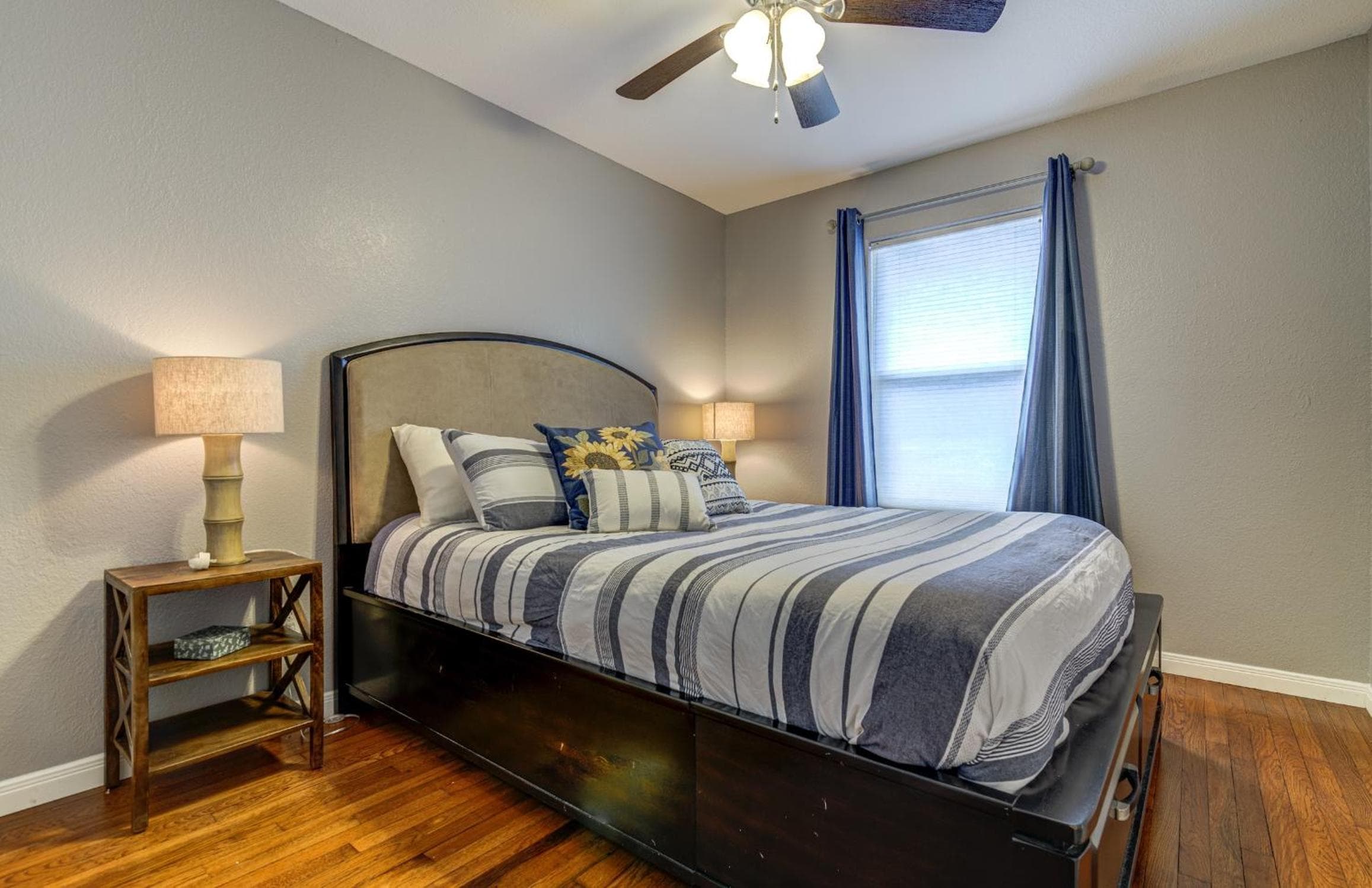 Spacious 3BR Retreat Close to Downtown & Outlets