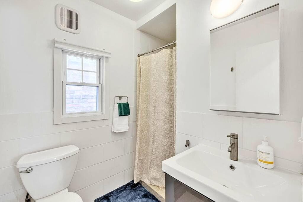 Executive Suite - Prime Location - Sleeps 6