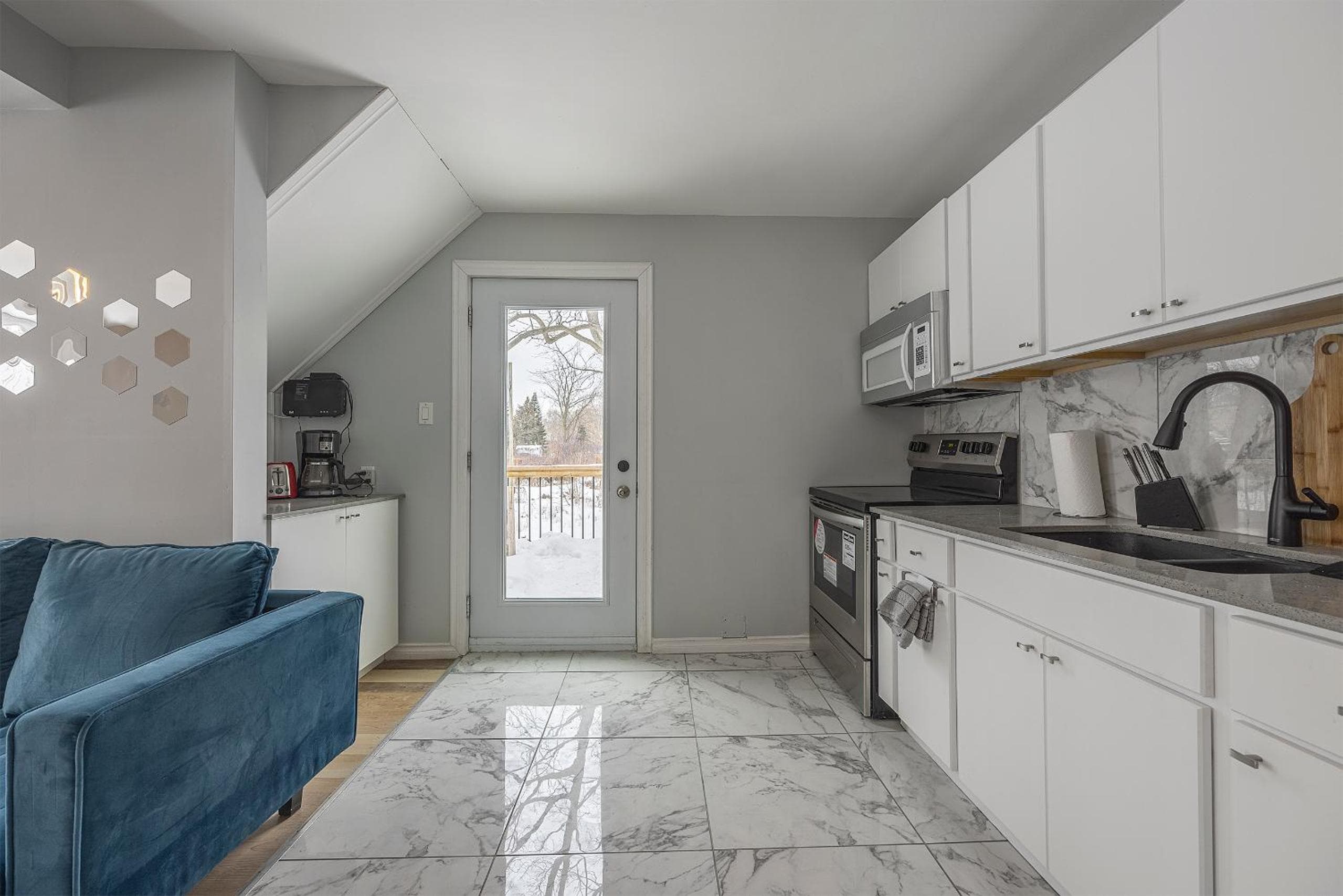 4 bedroom appartment-limestone