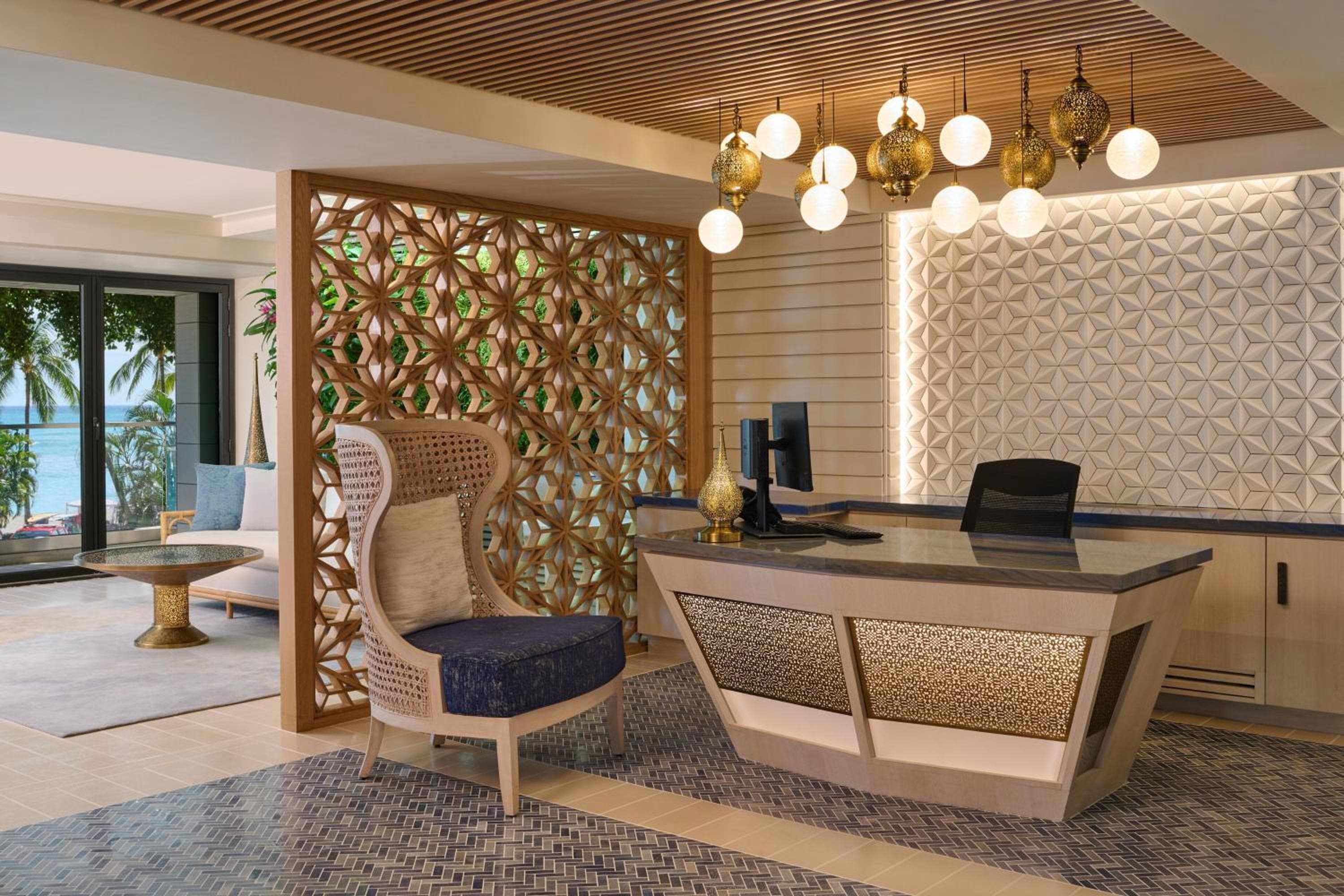 ESPACIO THE JEWEL OF WAIKIKI