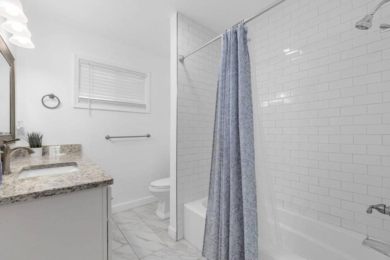 Azul Condos - Ocean steps away - Full Kitchen