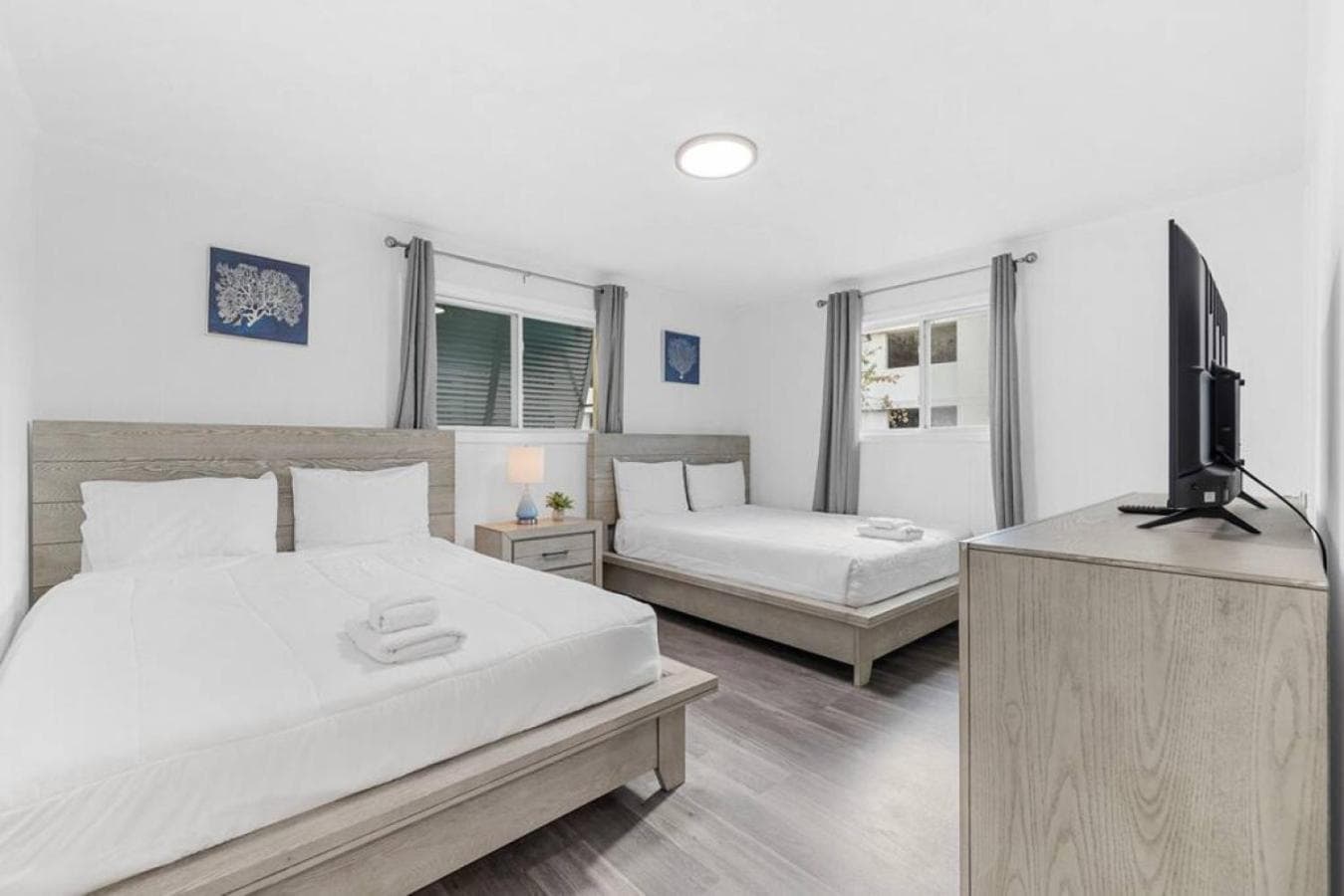 Azul Condos - Ocean steps away - Full Kitchen