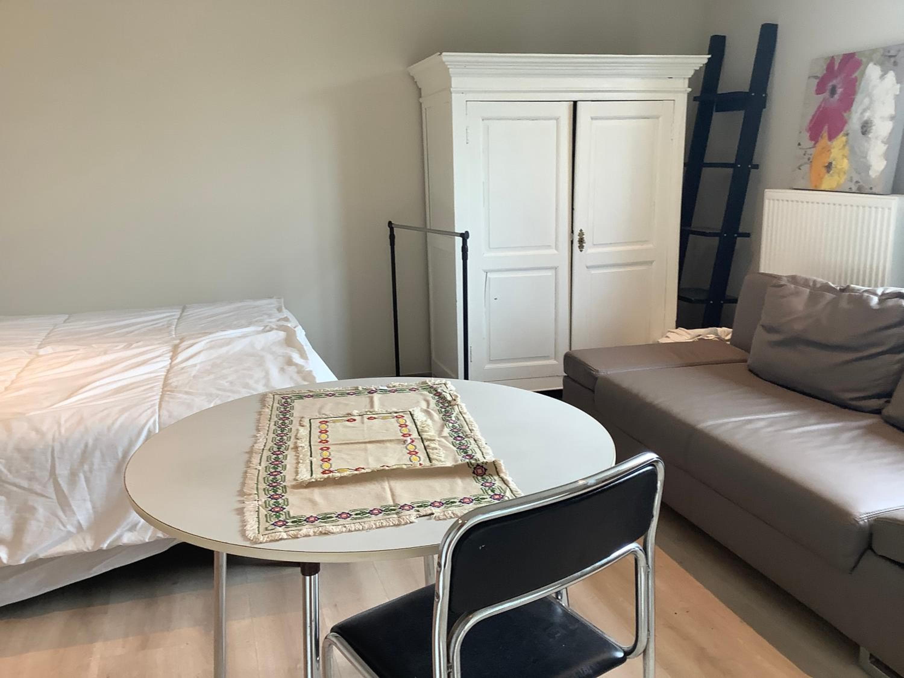 Poppy Home Gent Homestay