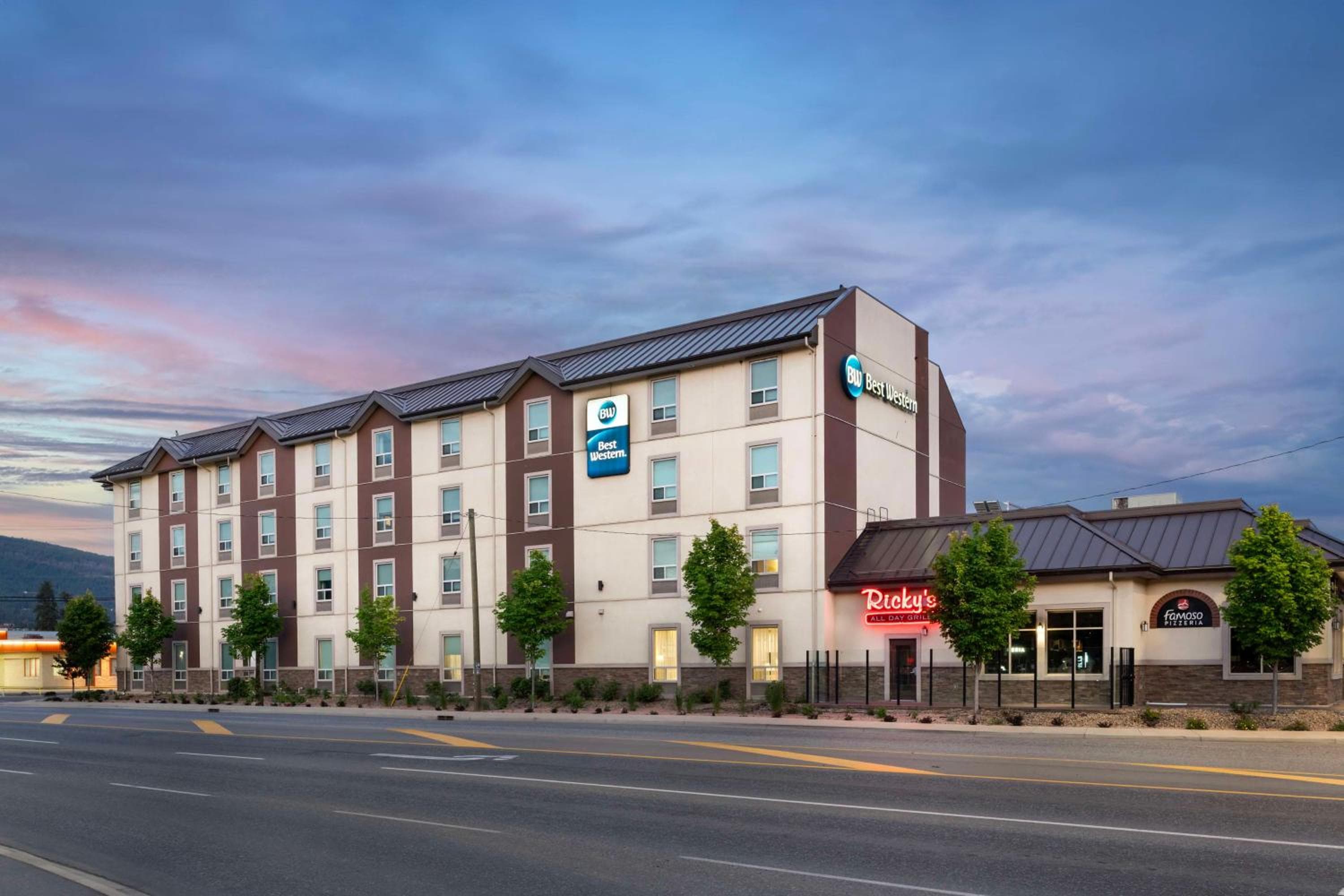 Best Western Pacific Inn