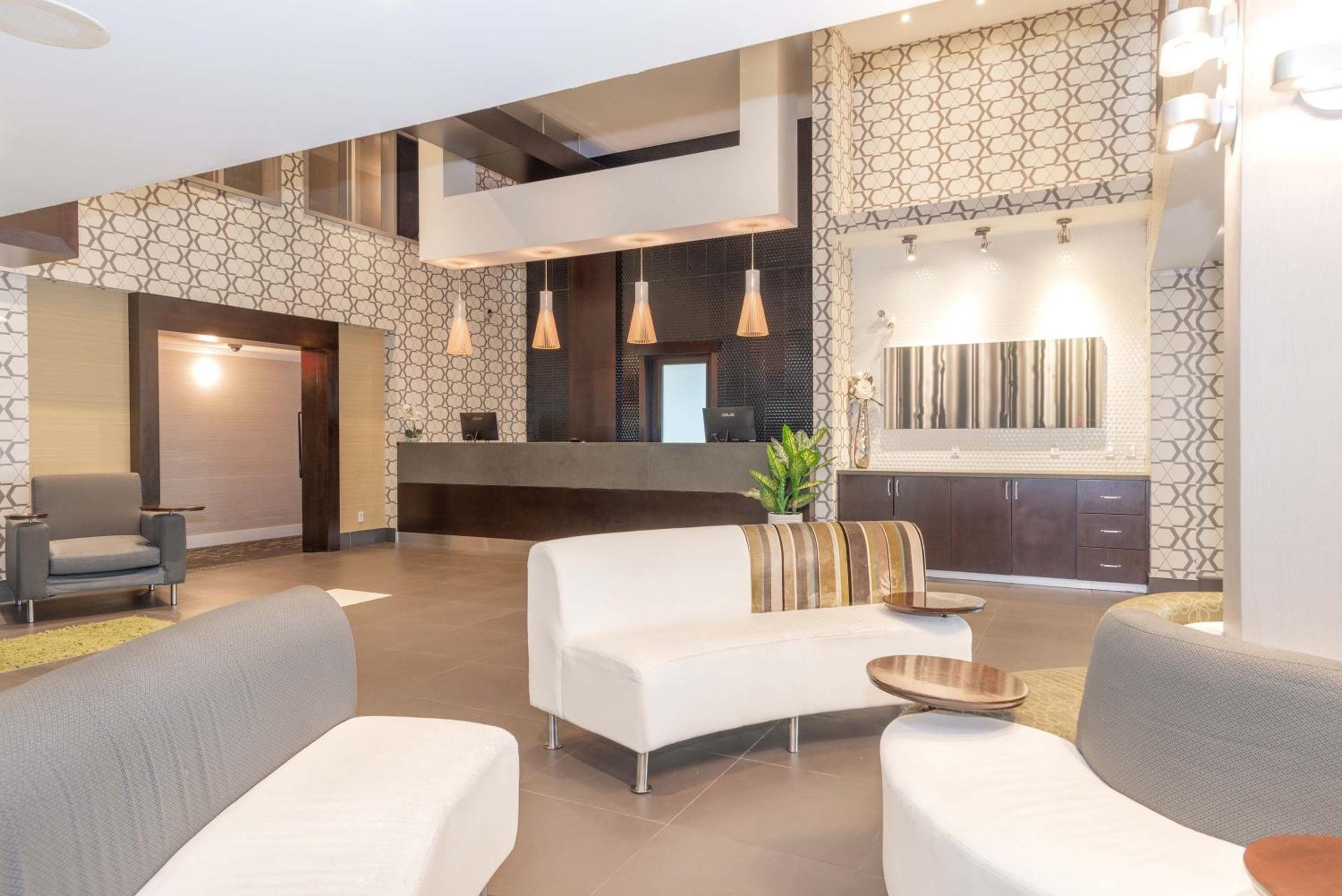 Sandman Hotel and Suites Abbotsford