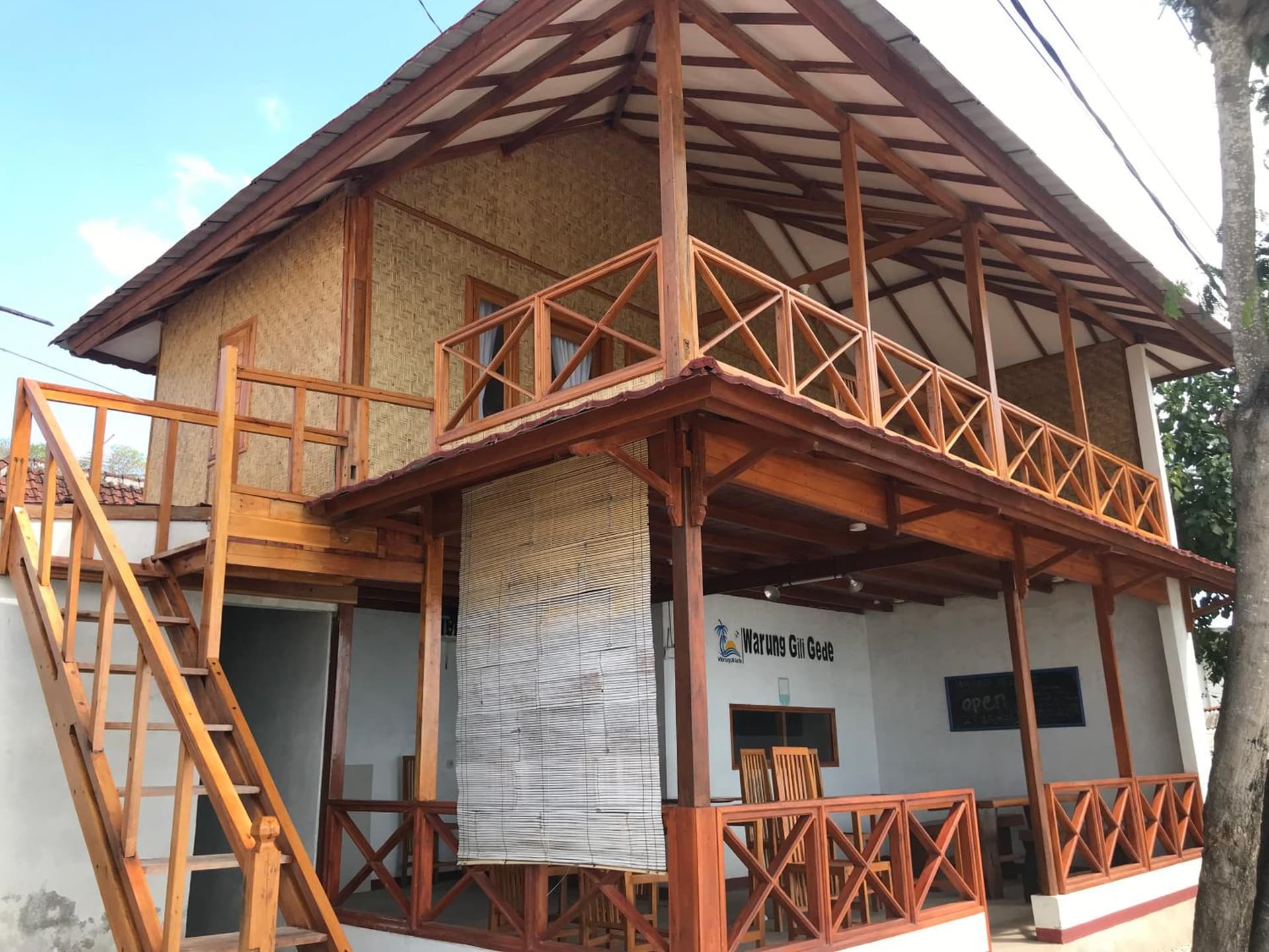 Gili Gede house