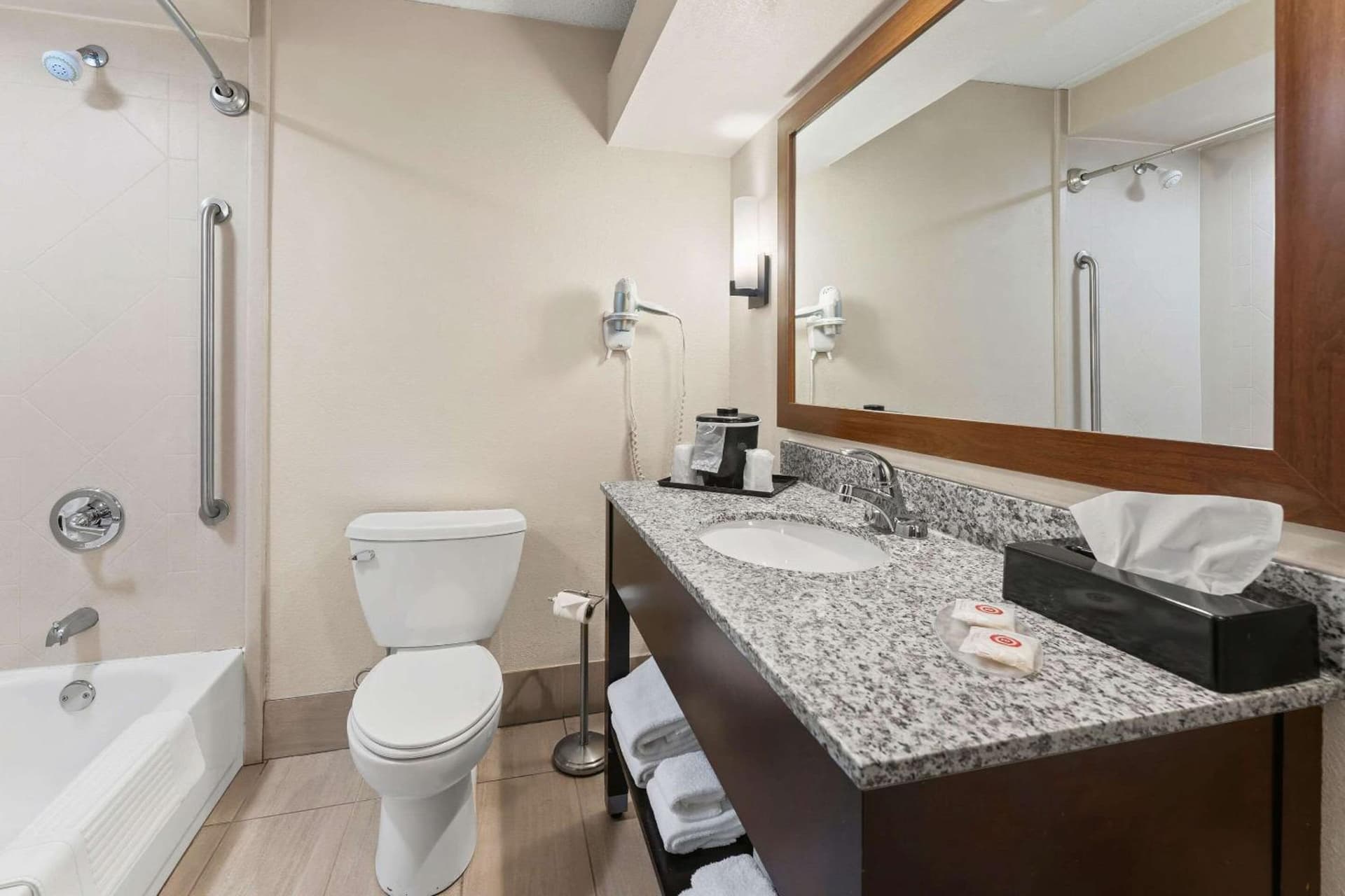 Comfort Inn Lehigh Valley West