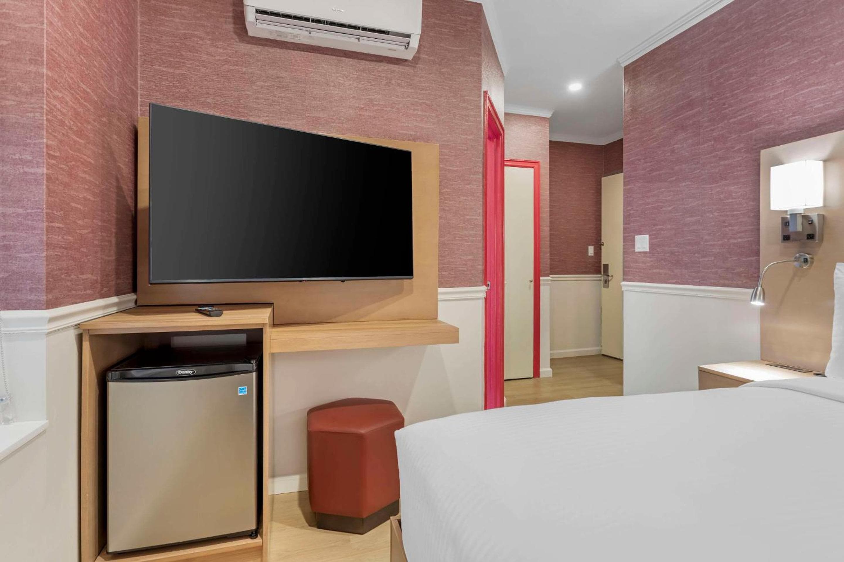 The Mayfair Hotel Times Square, an Ascend Collection
