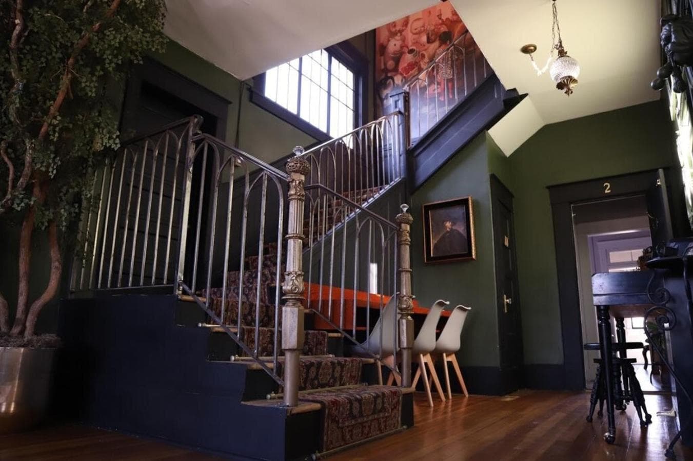 Historic 1BR w Parking Near Downtown & UTEP