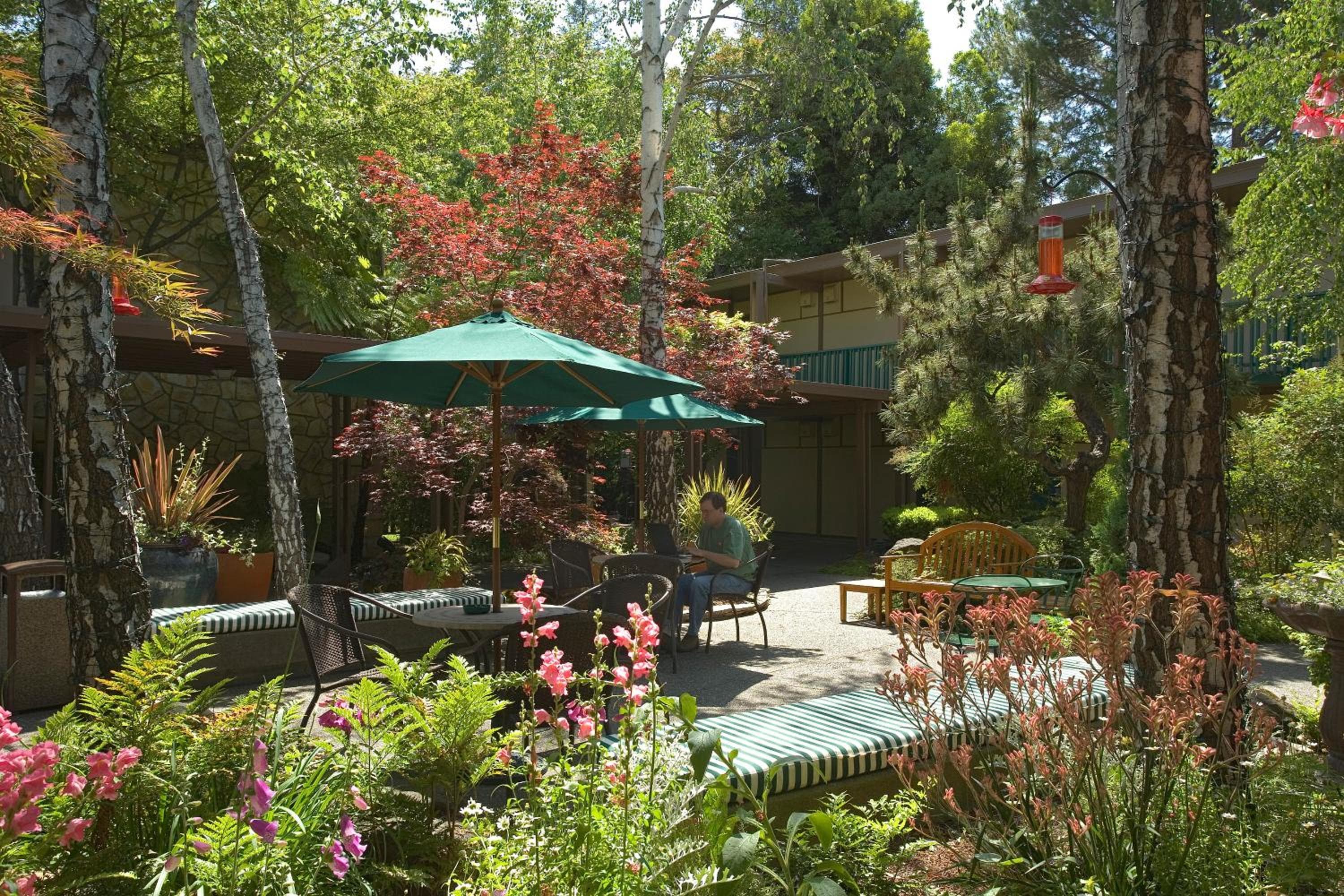 The Creekside Inn