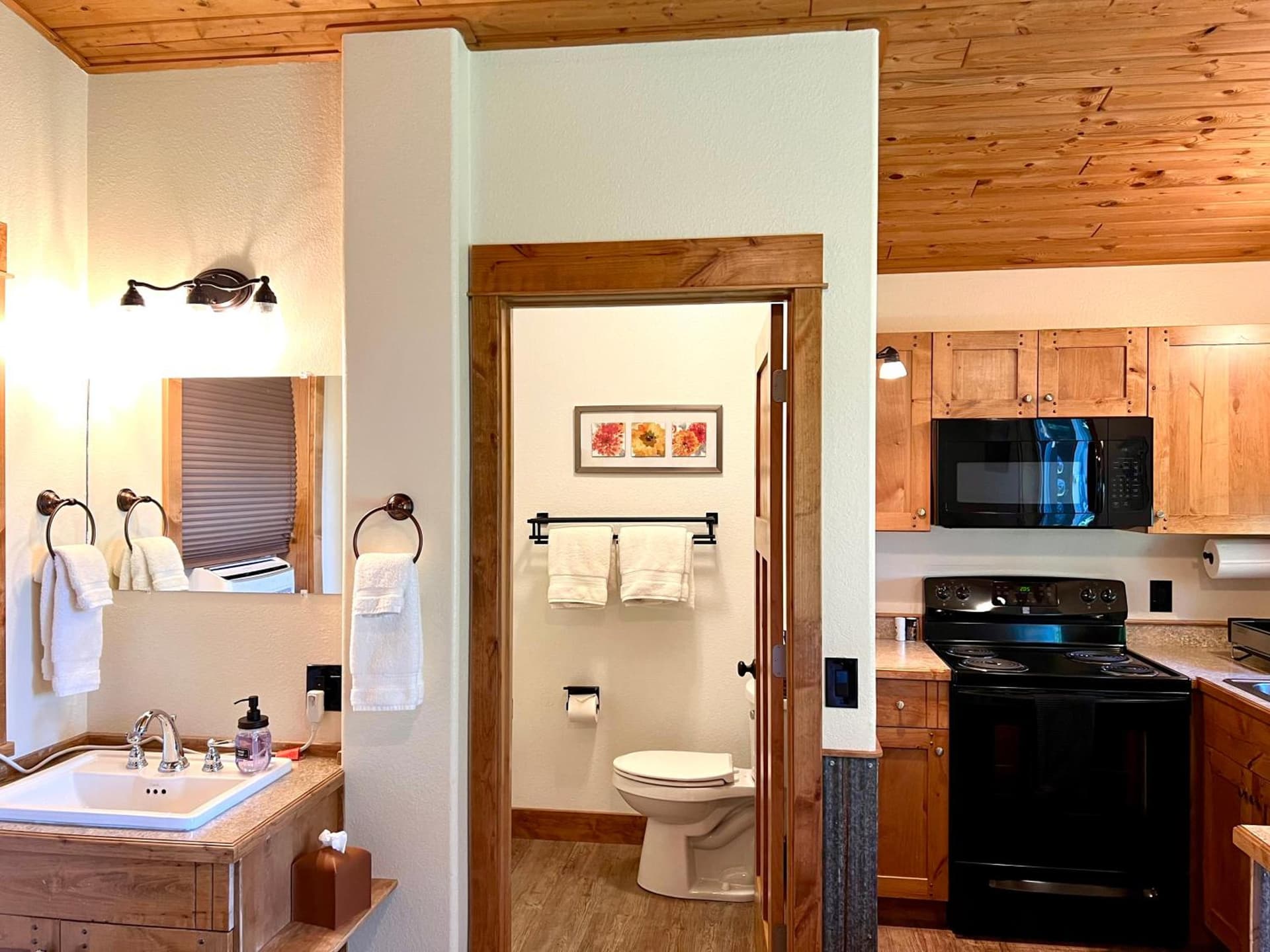 Glacier's Edge Cabins