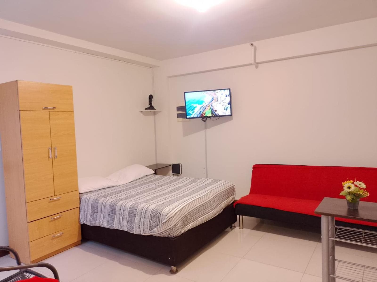 Heart of Lima, Miniapartment Groups, Family, Couples