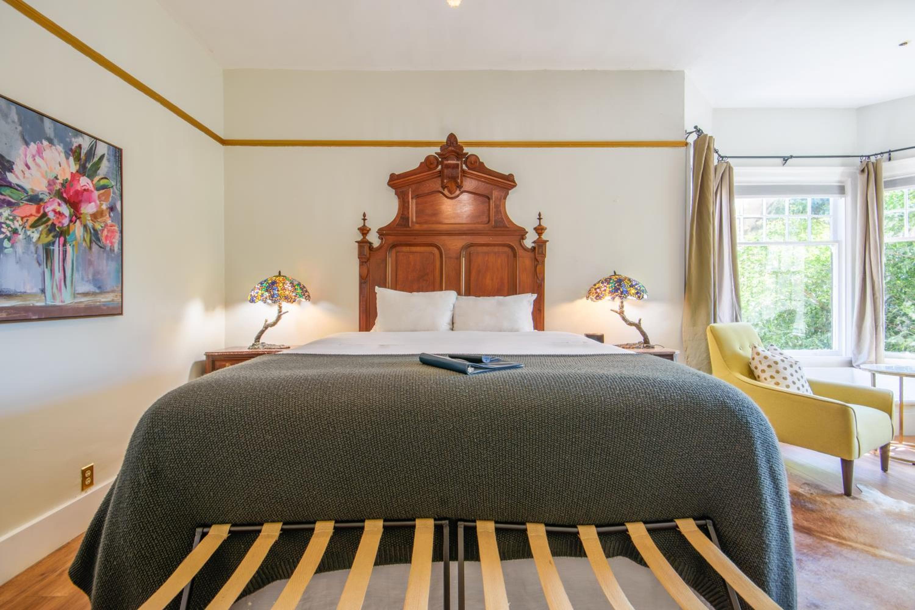 Cedar Gables Inn